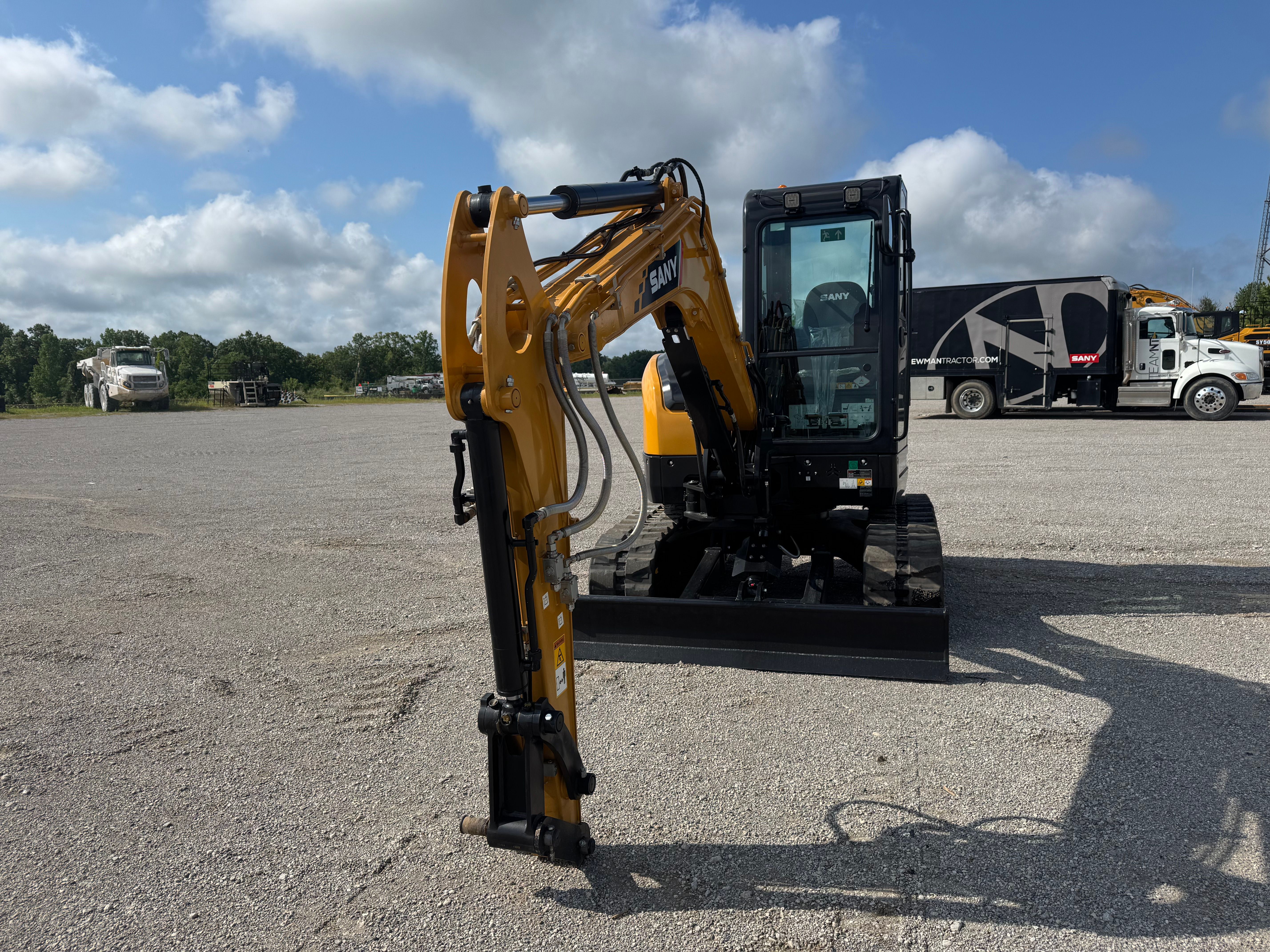2025 SANY SY50U Photo 5 Thumbnail