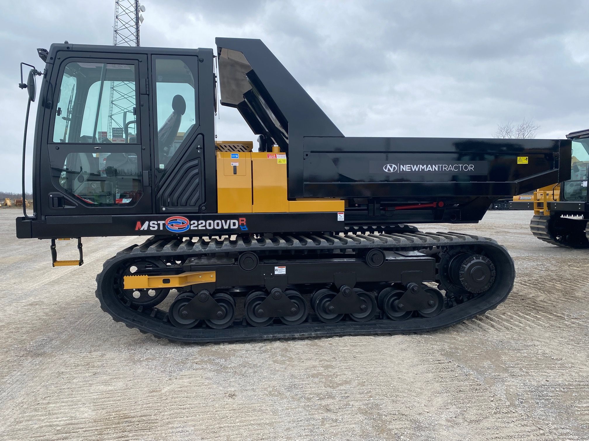 2023 MOROOKA MST 2200VDR Photo 2 Thumbnail