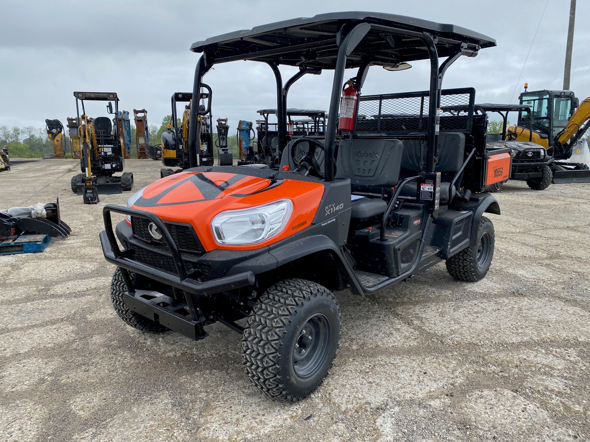 2023 KUBOTA RTV-X1140 Photo 1 Thumbnail
