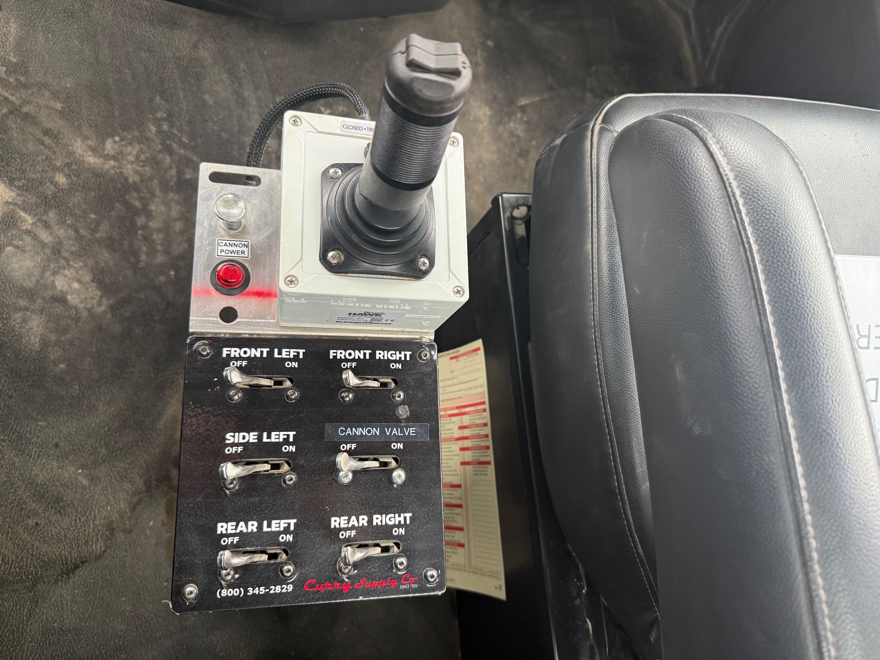 2025 PETERBILT 548 WATER Photo 10 Thumbnail