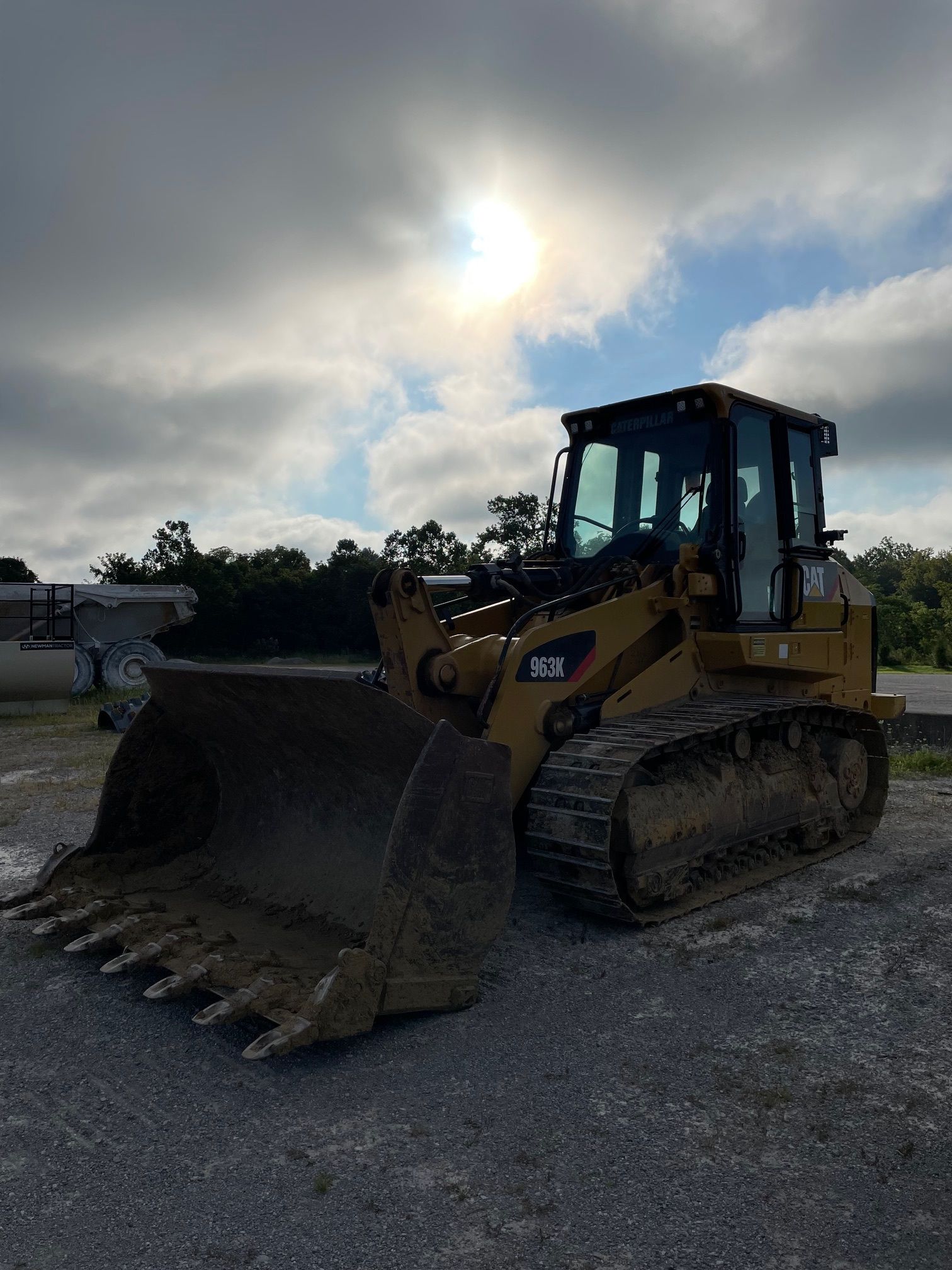 2020 CAT 963K Photo 4 Thumbnail