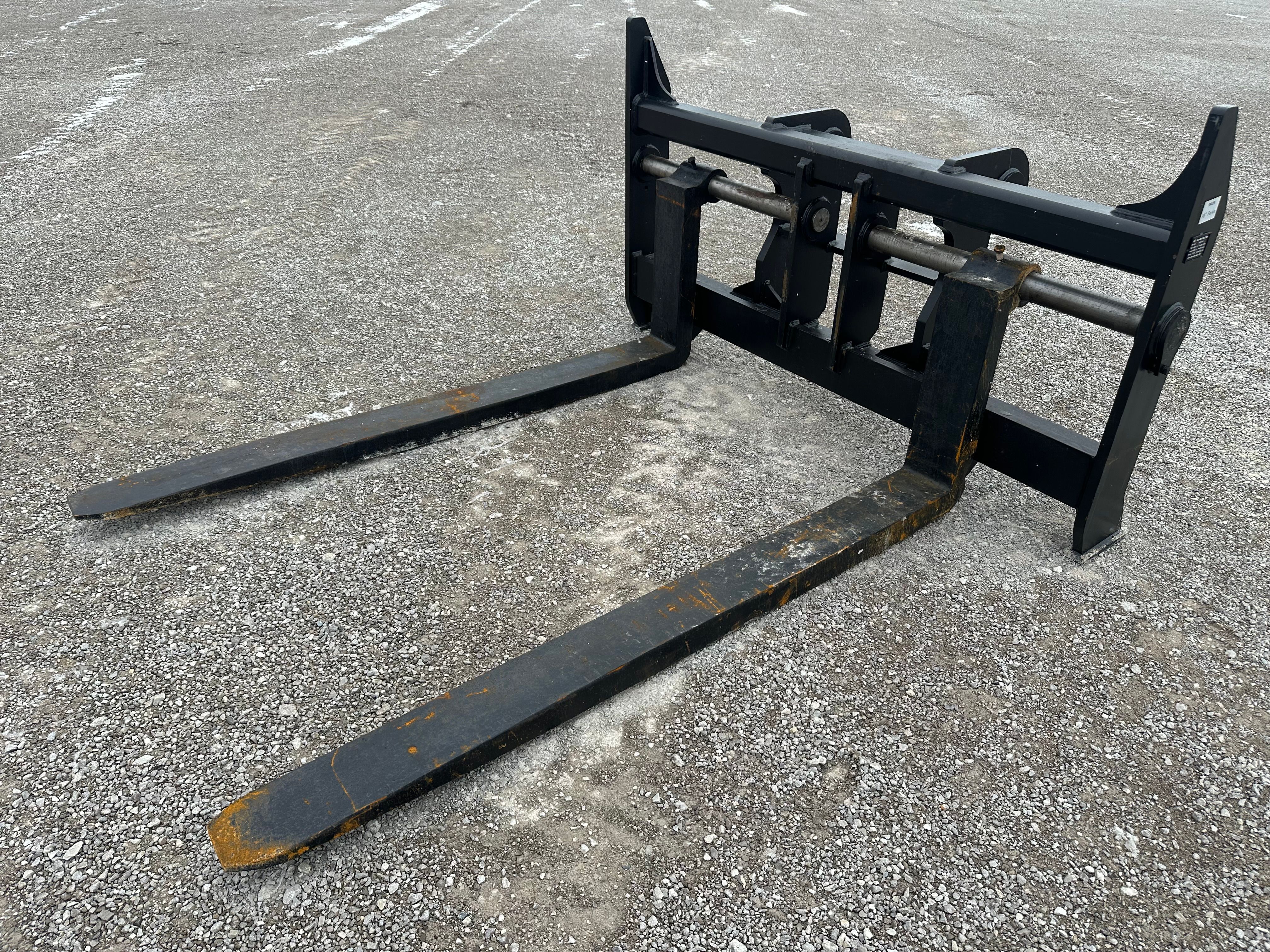 96" FORKS FOR JRB418 COUPLER Photo 4 Thumbnail