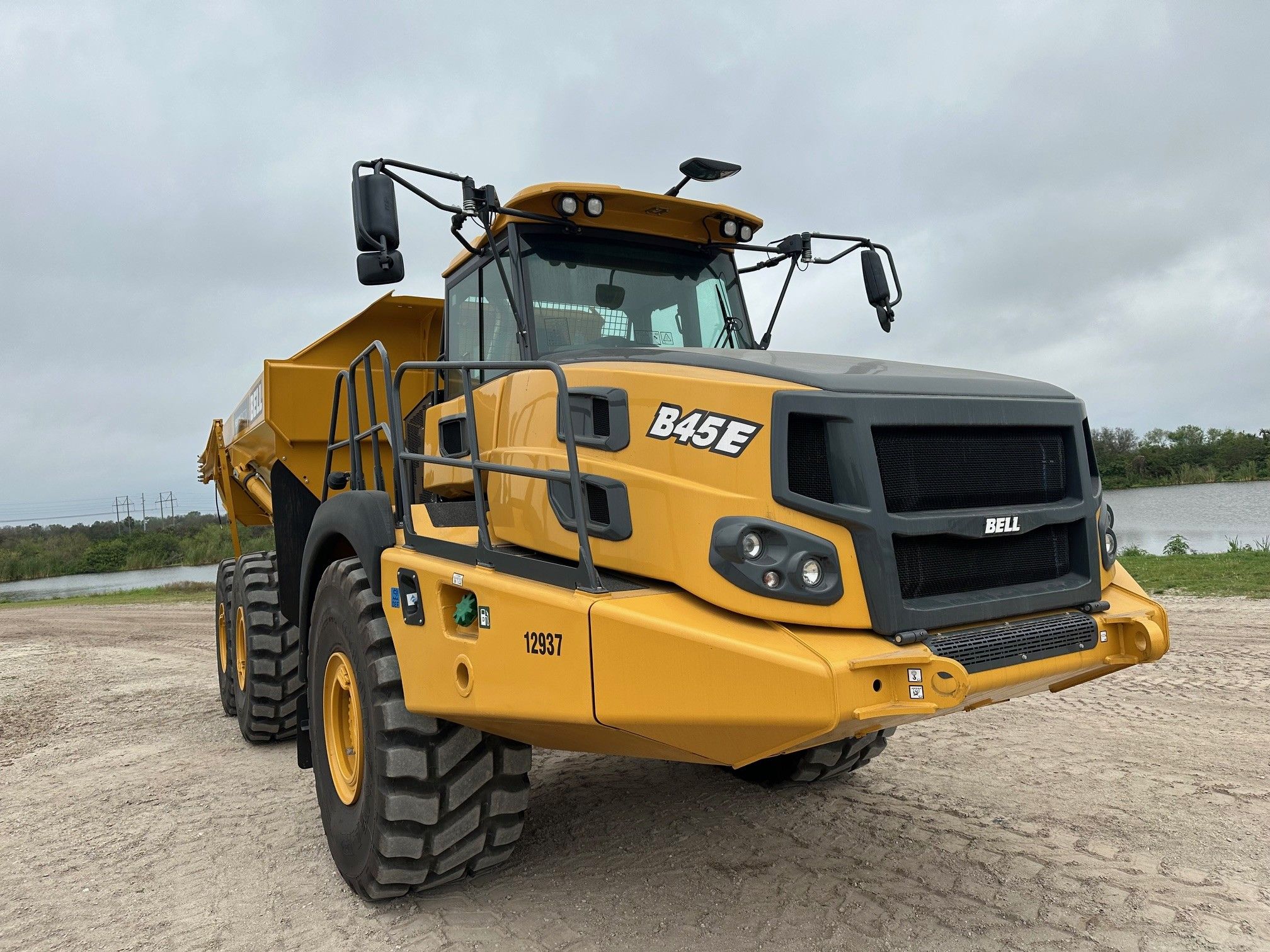 2025 BELL B45E Photo 6 Thumbnail