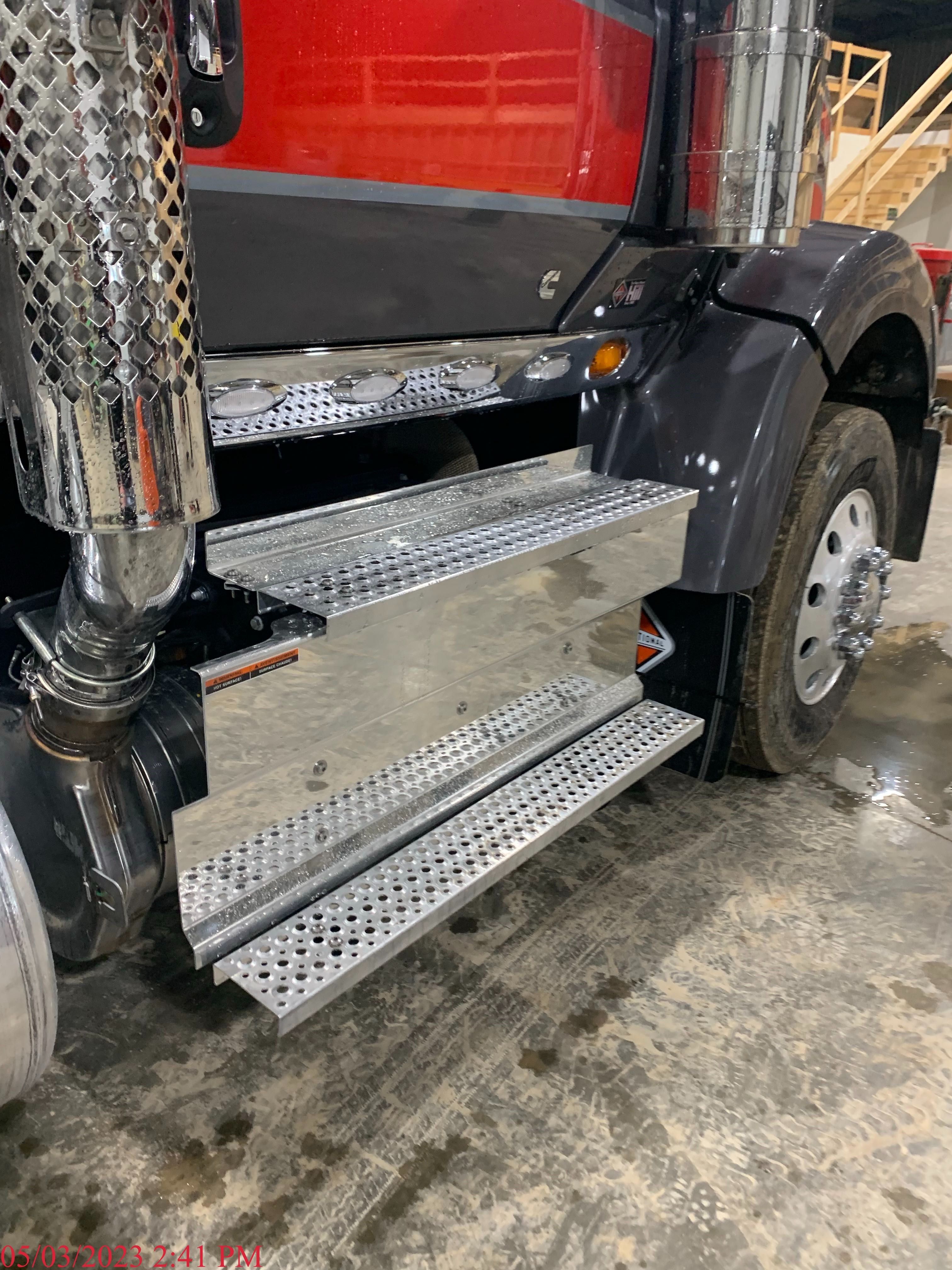 2024 INTERNATIONAL HX520 Photo 10 Thumbnail