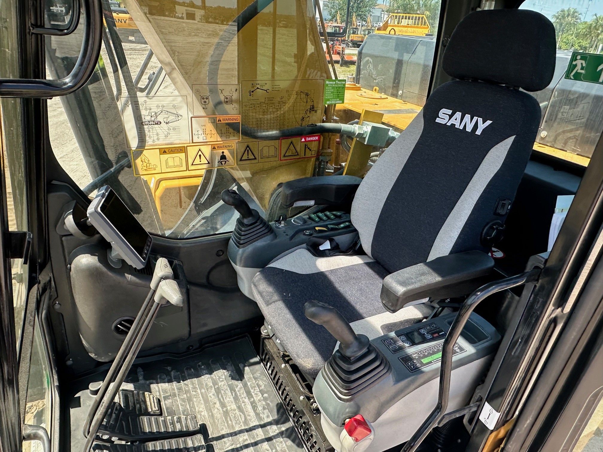 2025 SANY SY265C LR Photo 7 Thumbnail