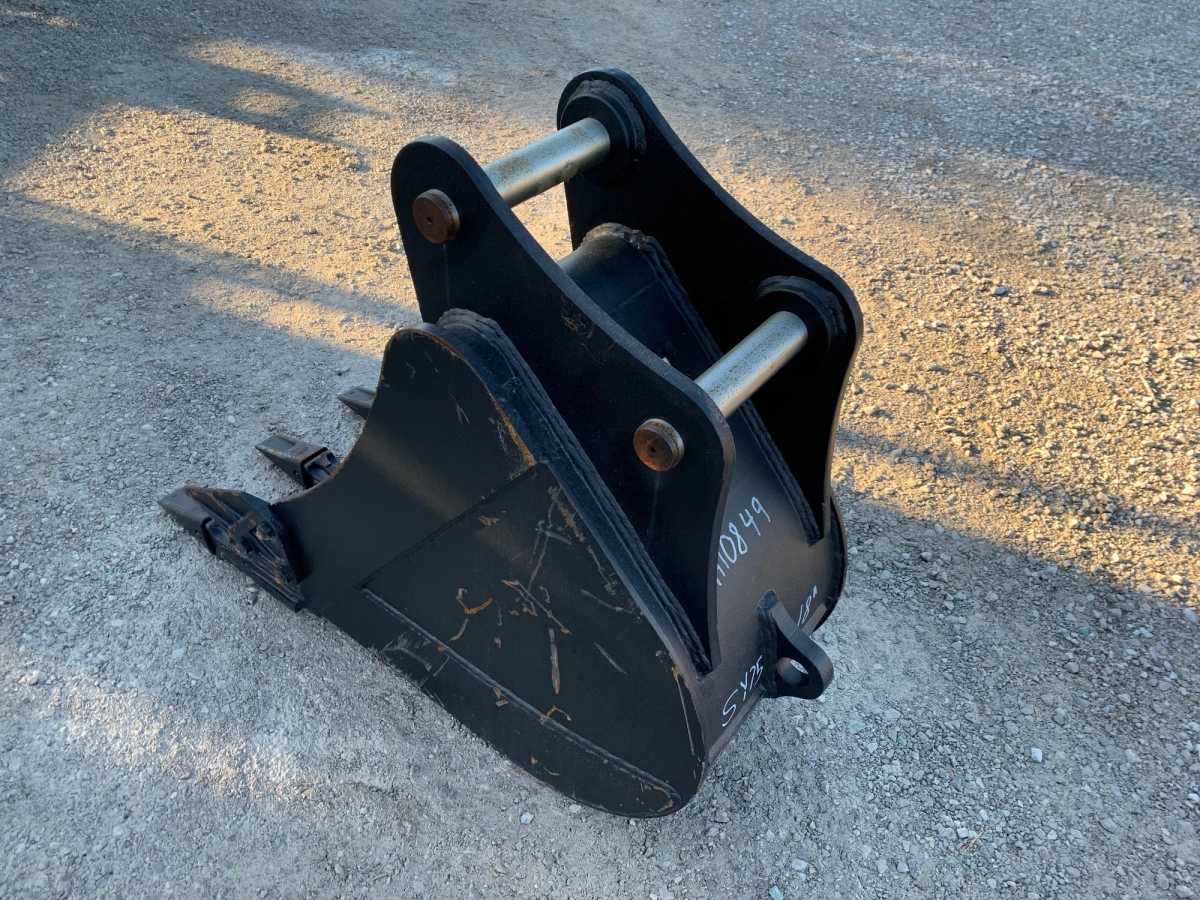 18" BUCKET FOR SY75C Photo 1