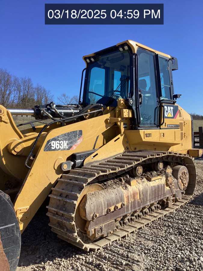 2019 CAT 963K Photo 1