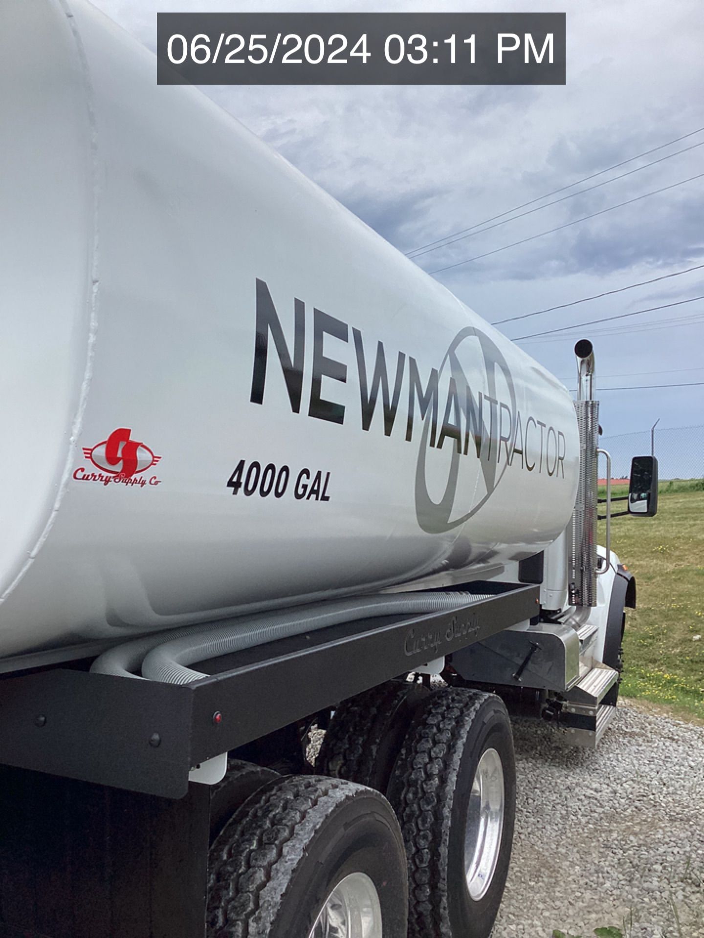 2025 PETERBILT 548 WATER Photo 13 Thumbnail