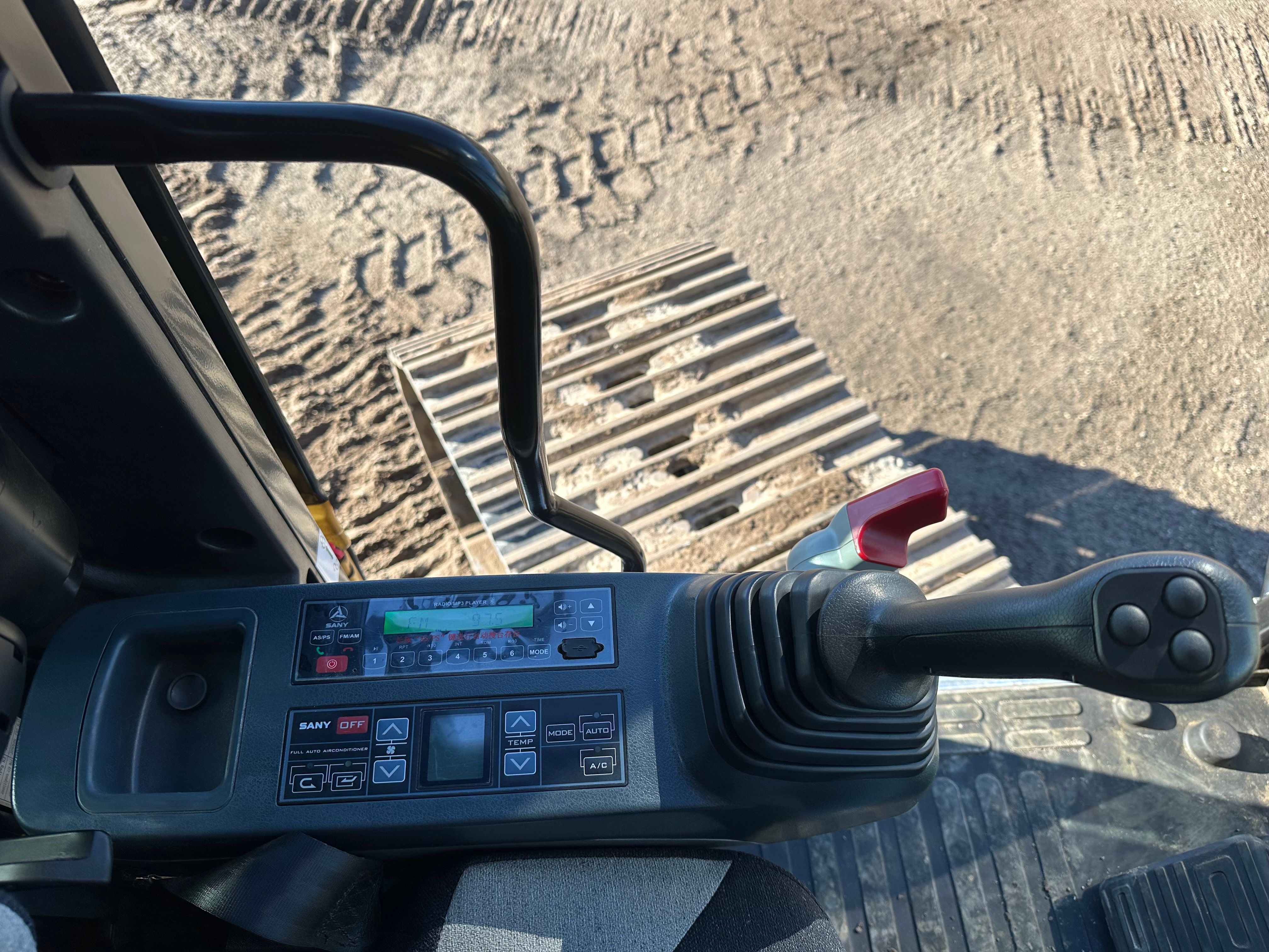 2022 SANY SY225C Photo 10 Thumbnail