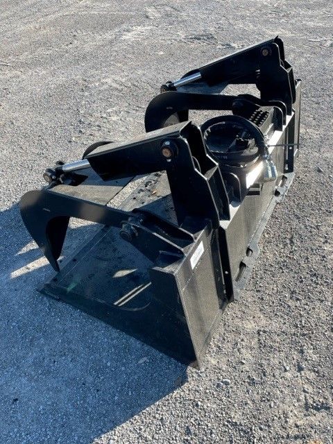 72" SKID STEER GRAPPLE BUCKET Photo 3 Thumbnail