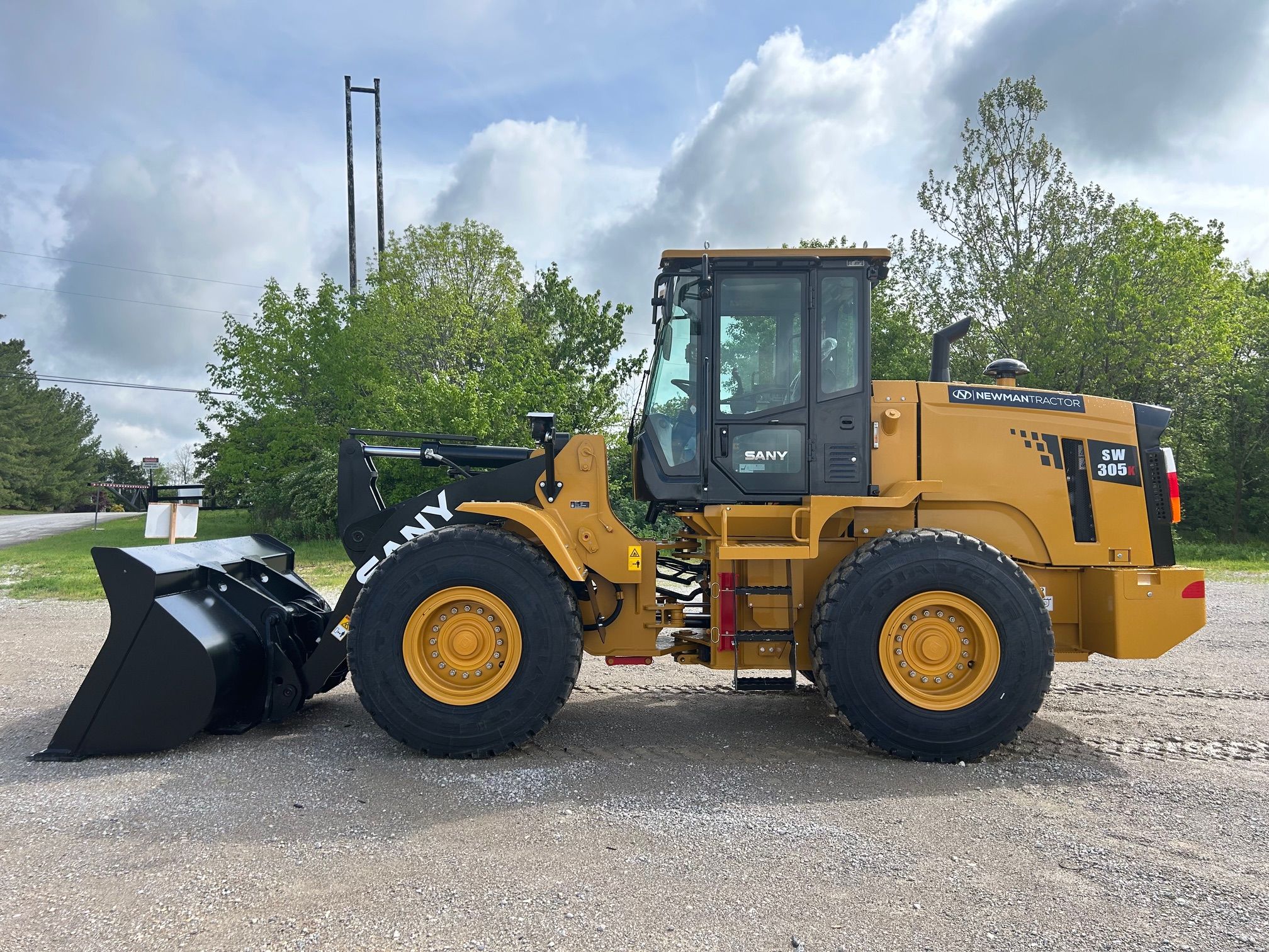 2023 SANY SW305K Photo 2 Thumbnail