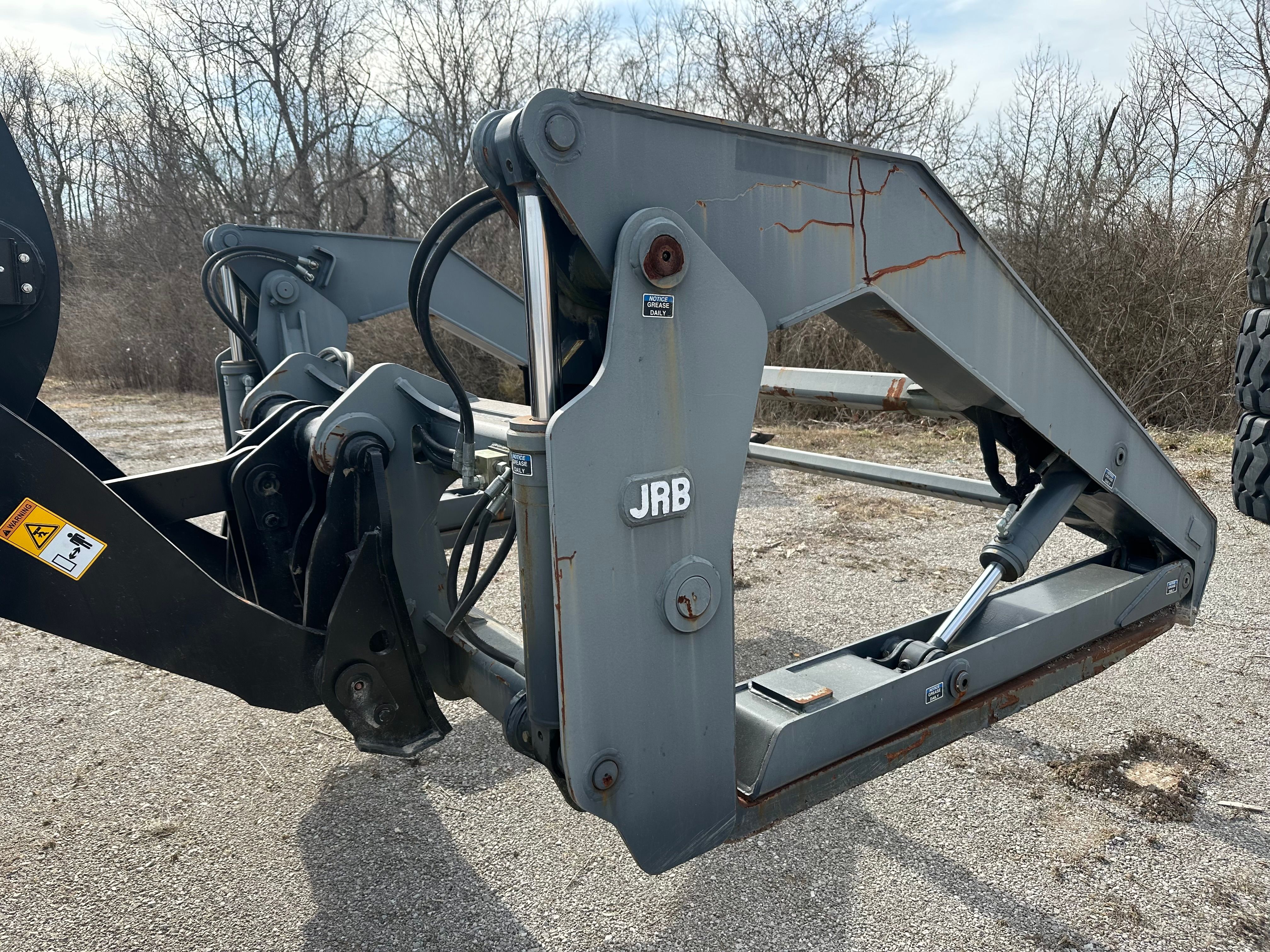 2014 JRB PIPE CLAMP FORKS FOR JOHN DEERE 544 Photo 1 Thumbnail