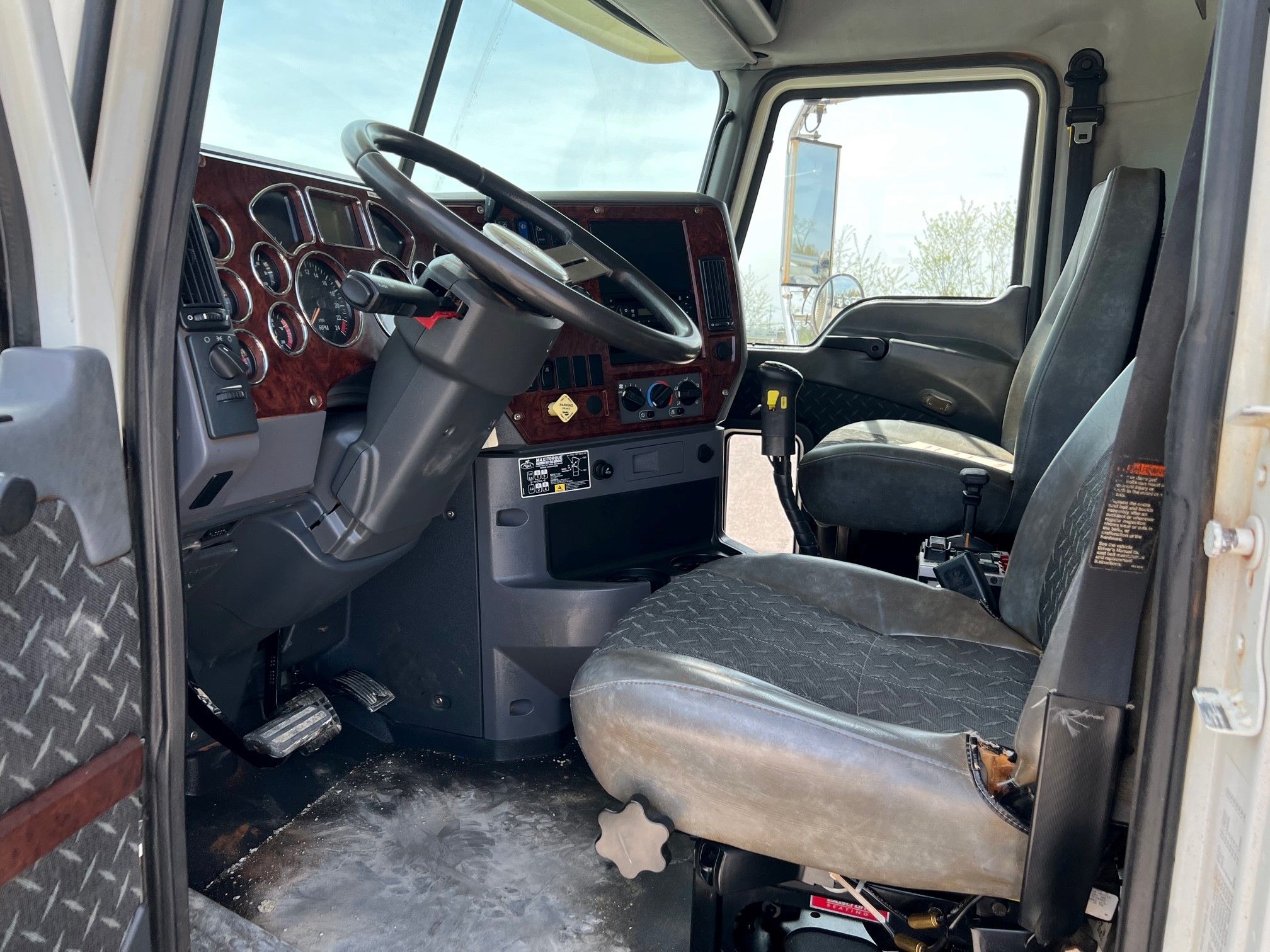 2015 MACK GU713 Photo 13 Thumbnail