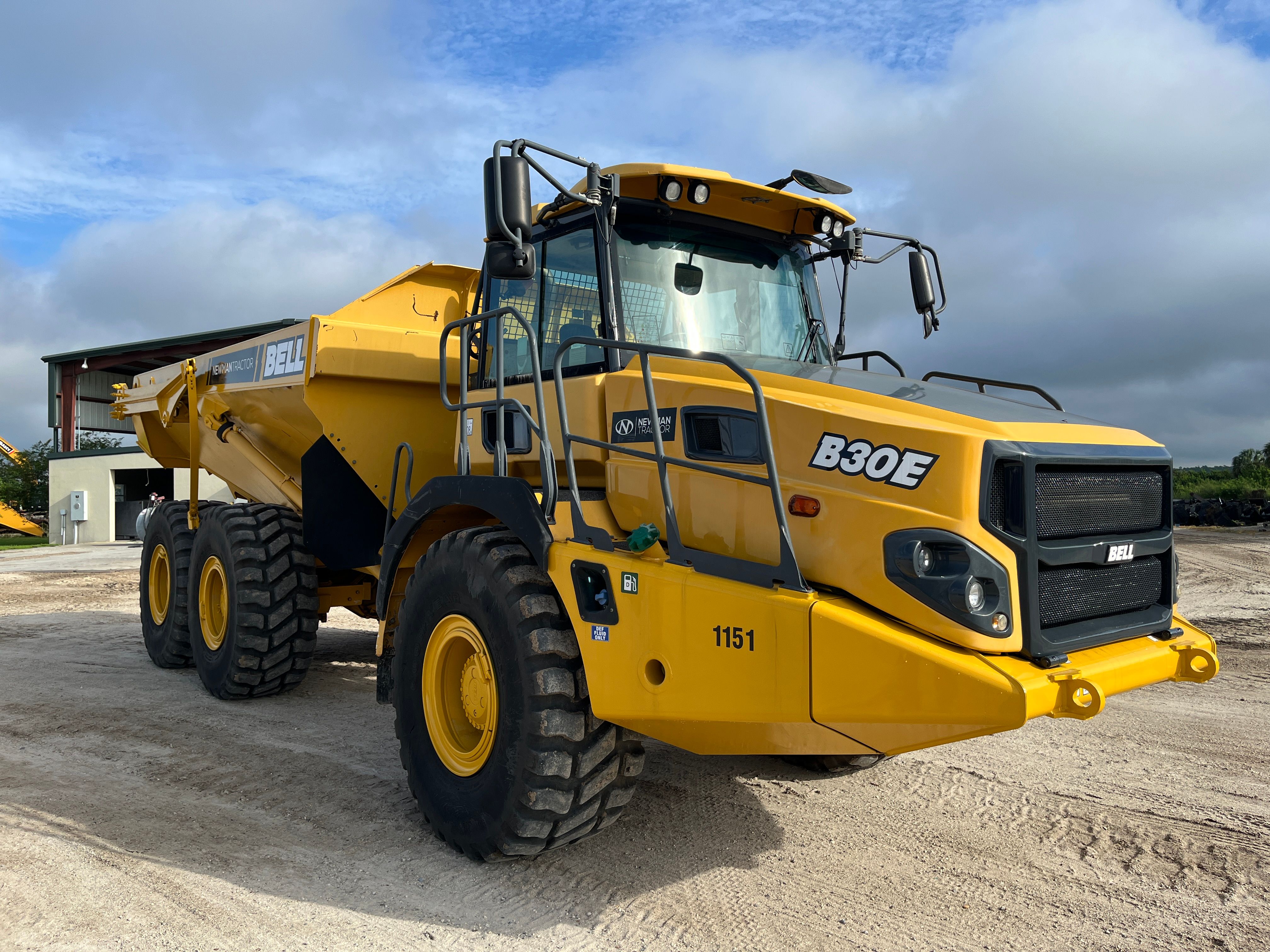 2020 BELL B30E Photo 6 Thumbnail