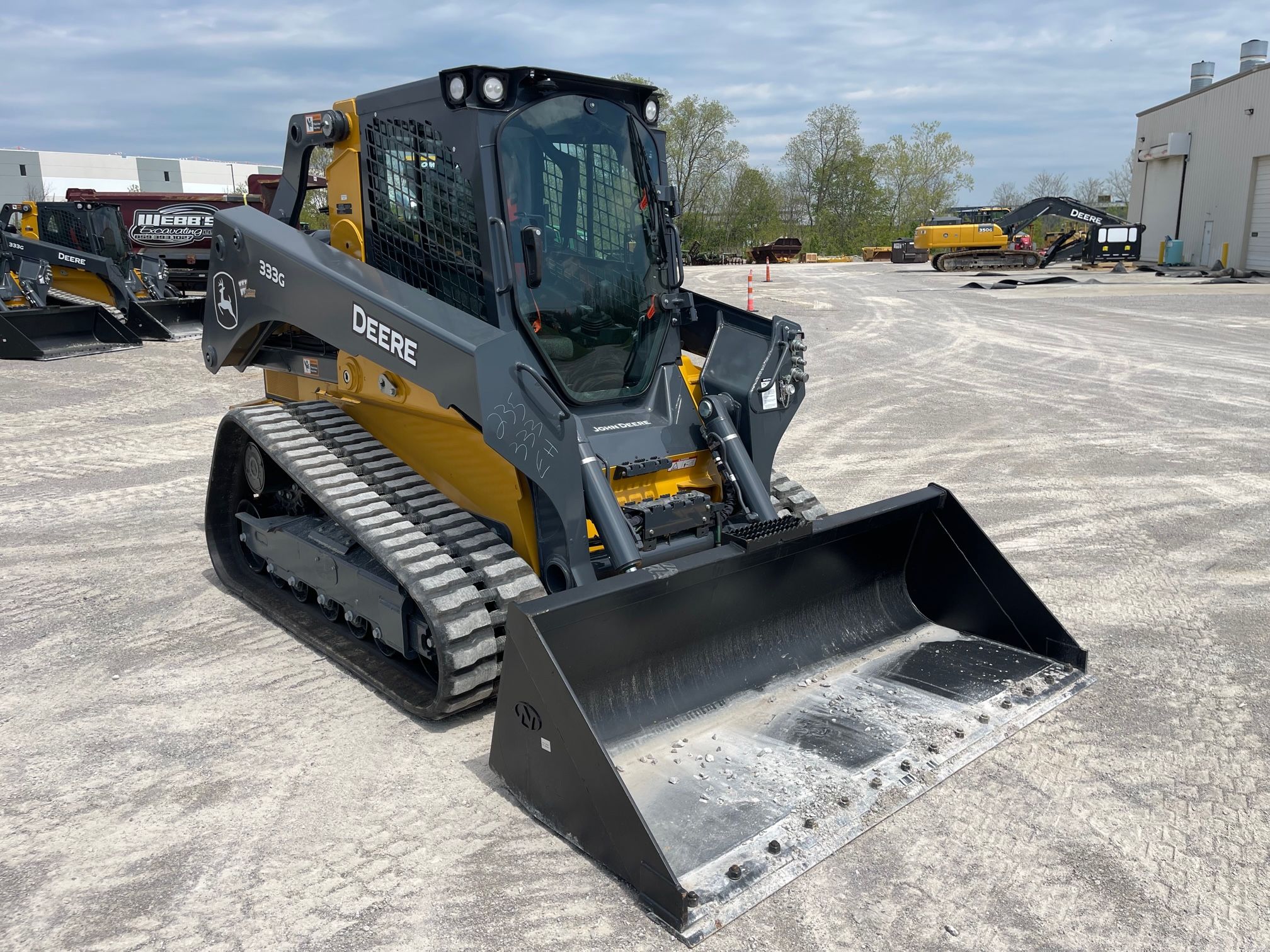 2023 JOHN DEERE 333G Photo 4 Thumbnail