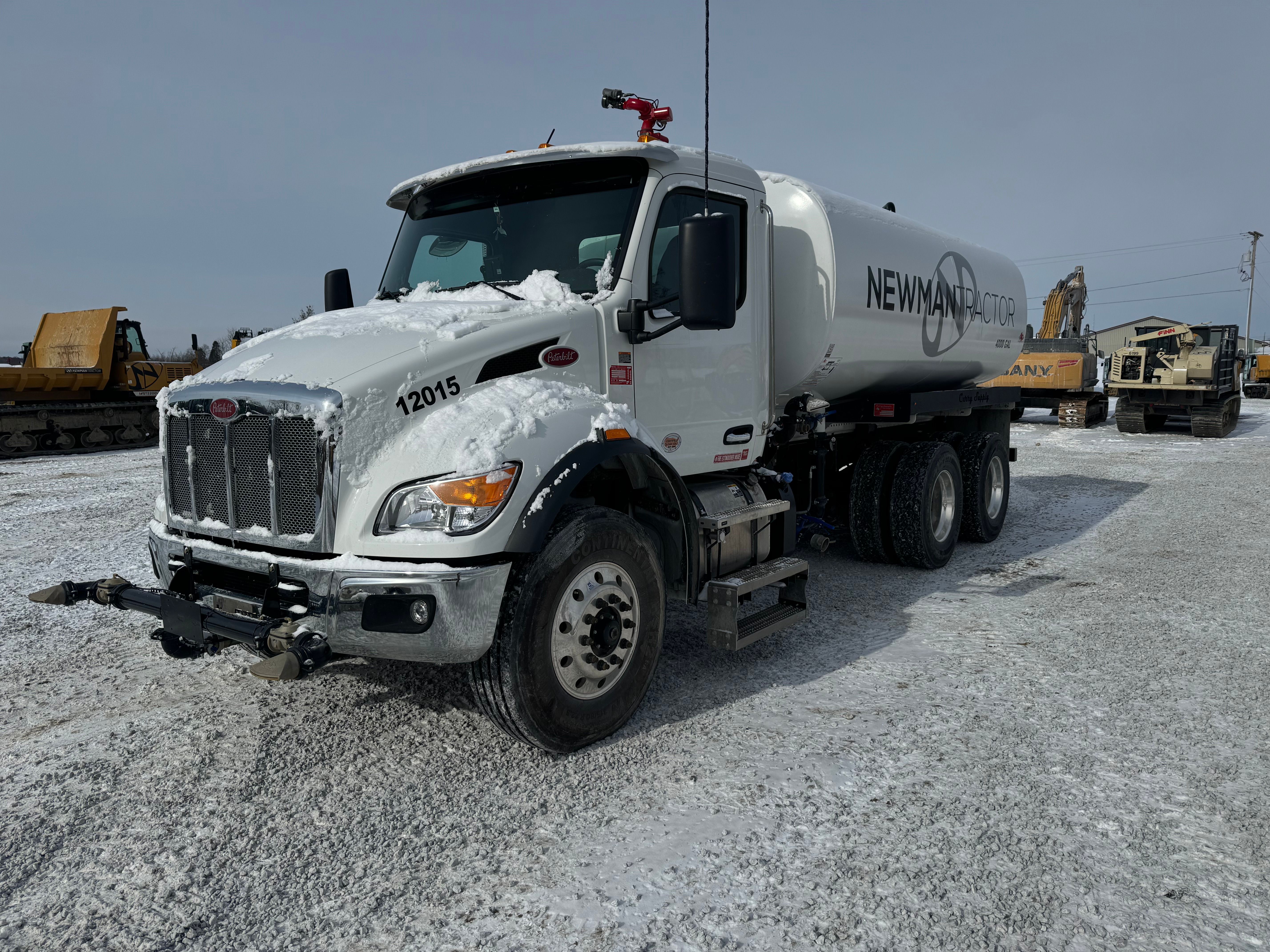 2025 PETERBILT 548 WATER Photo 1 Thumbnail