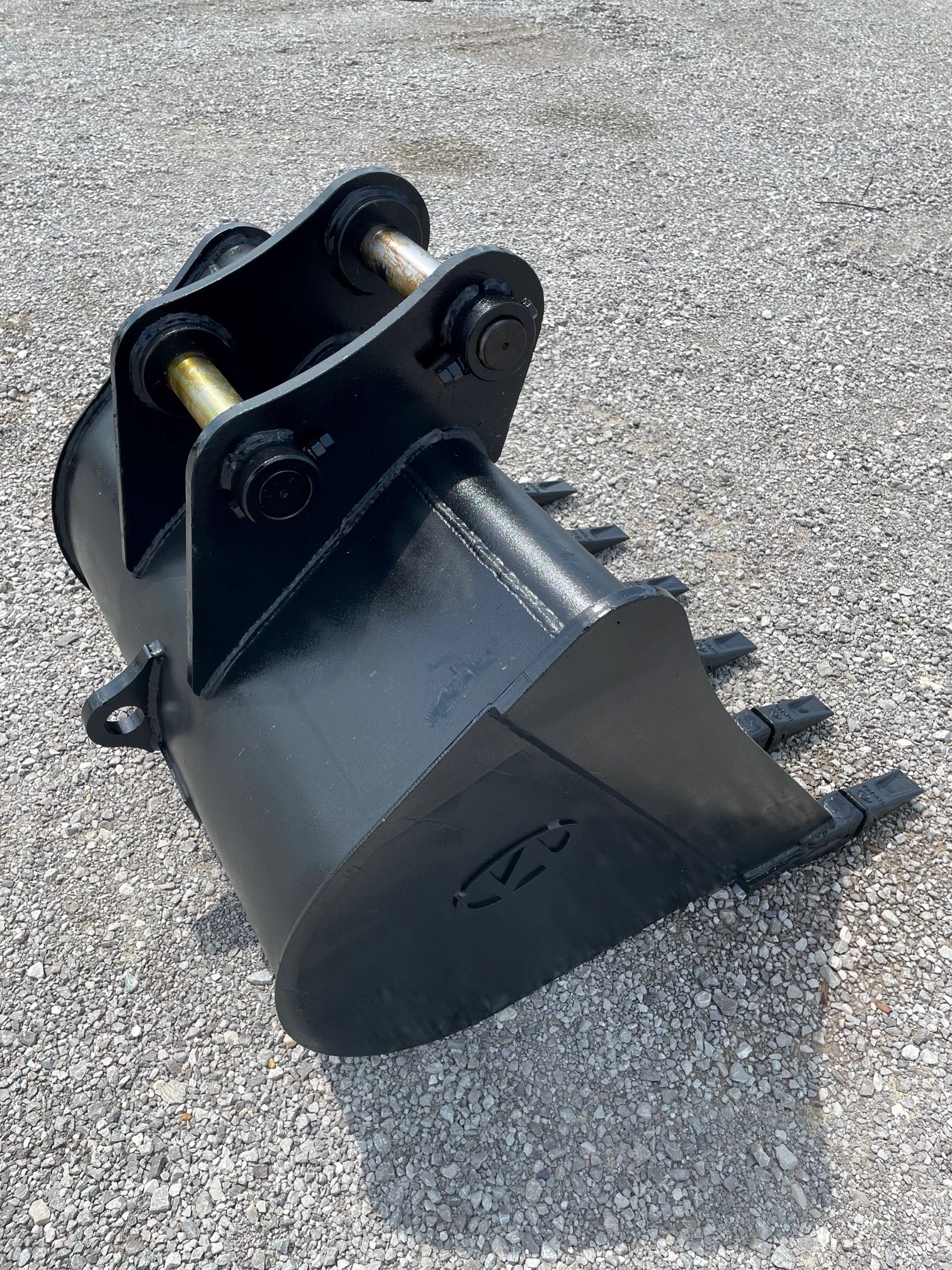 36" EXCAVATOR DIGGING BUCKET 50MM PIN Photo 1 Thumbnail