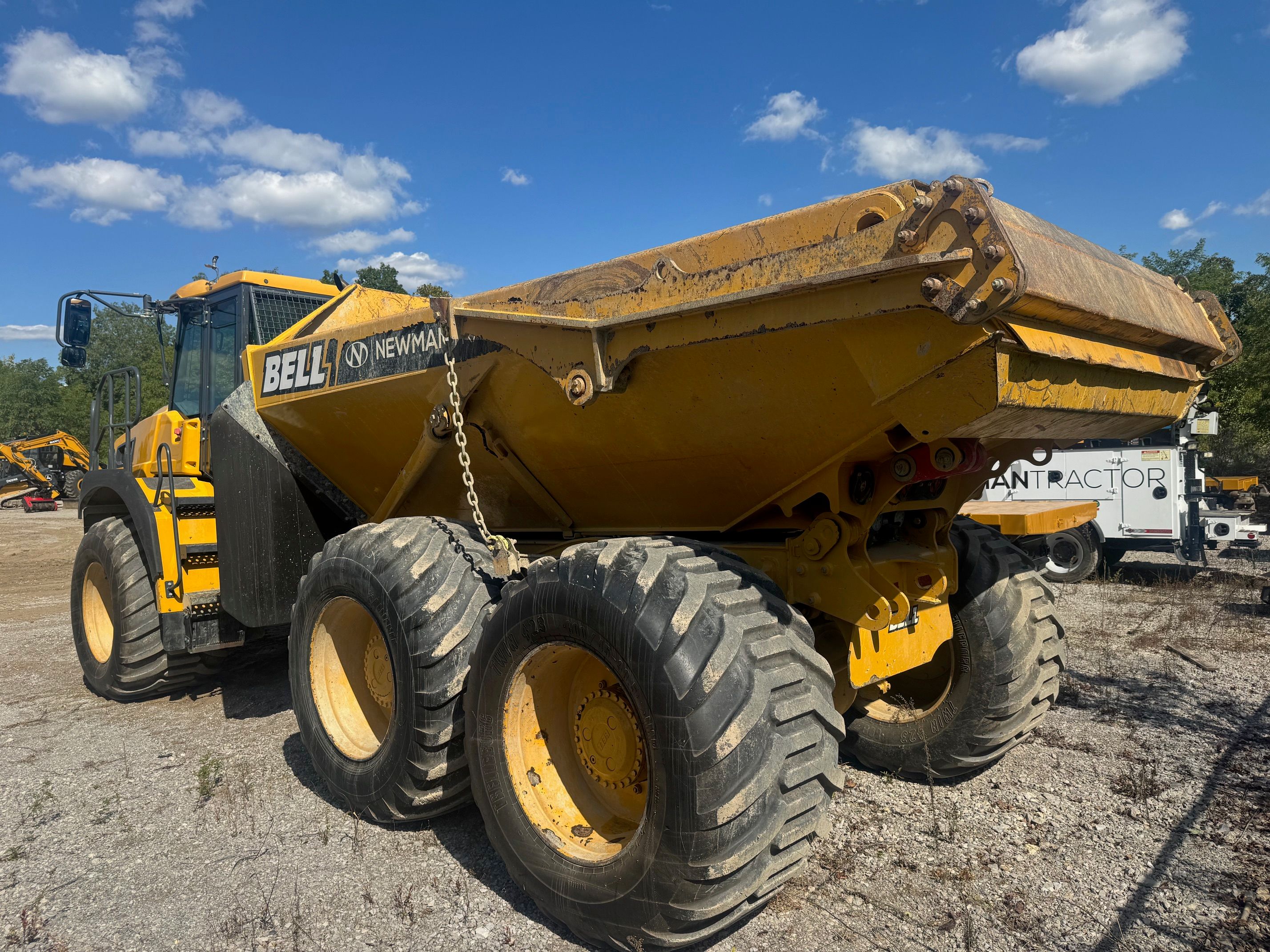 2020 BELL B20E Photo 2 Thumbnail