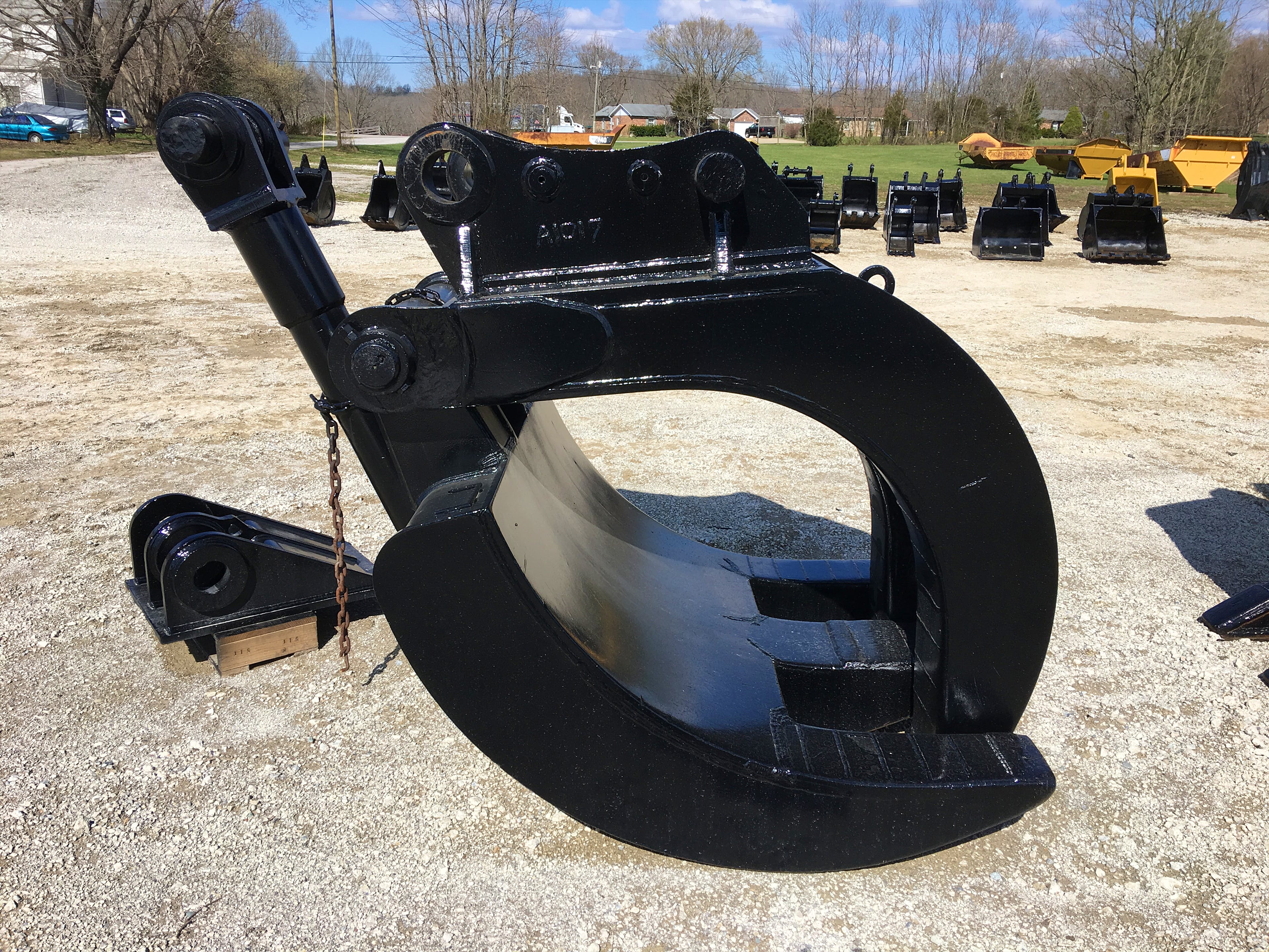 53" GRAPPLE Photo 1 Thumbnail