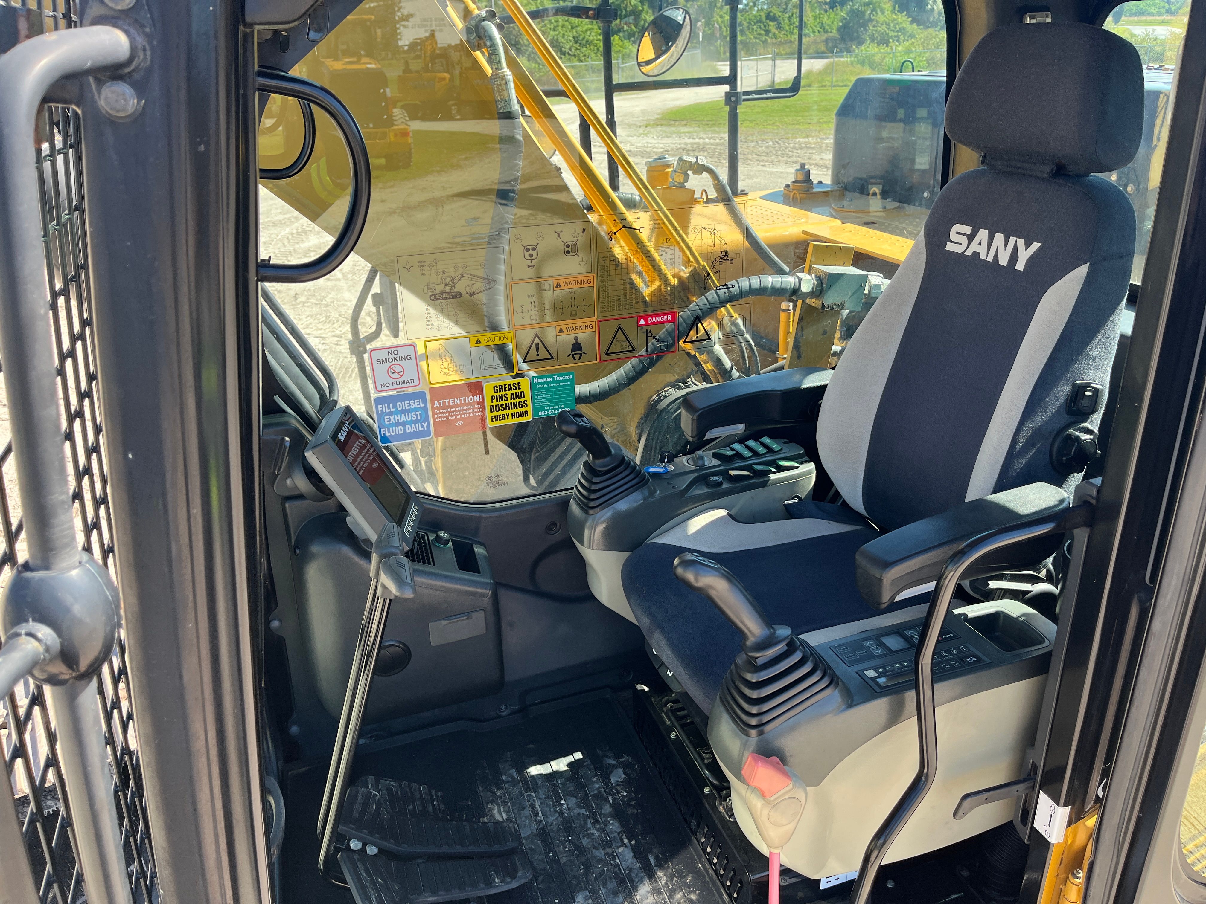 2021 SANY SY265C Photo 7 Thumbnail