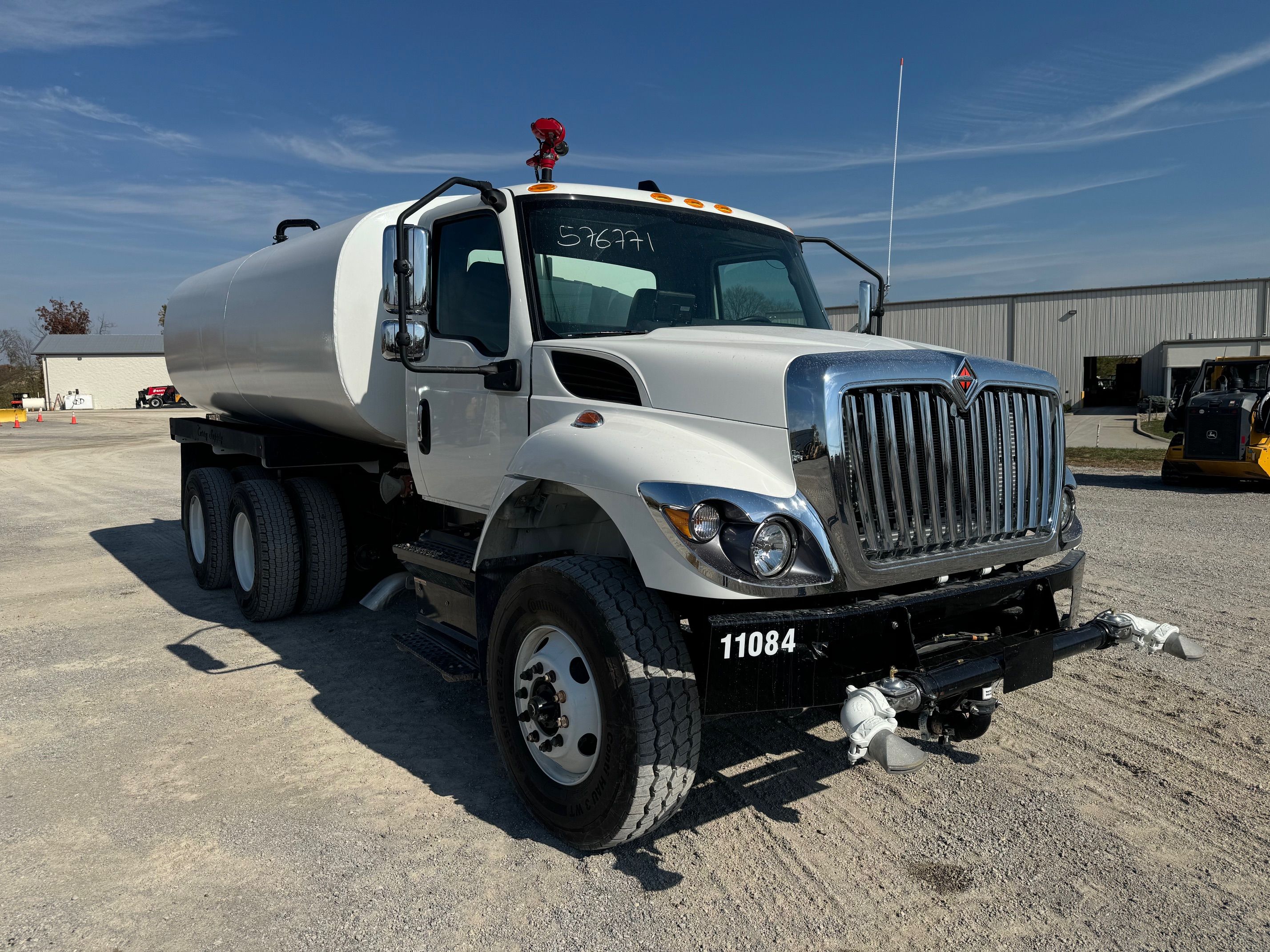 2024 INTERNATIONAL HV607 Photo 4 Thumbnail