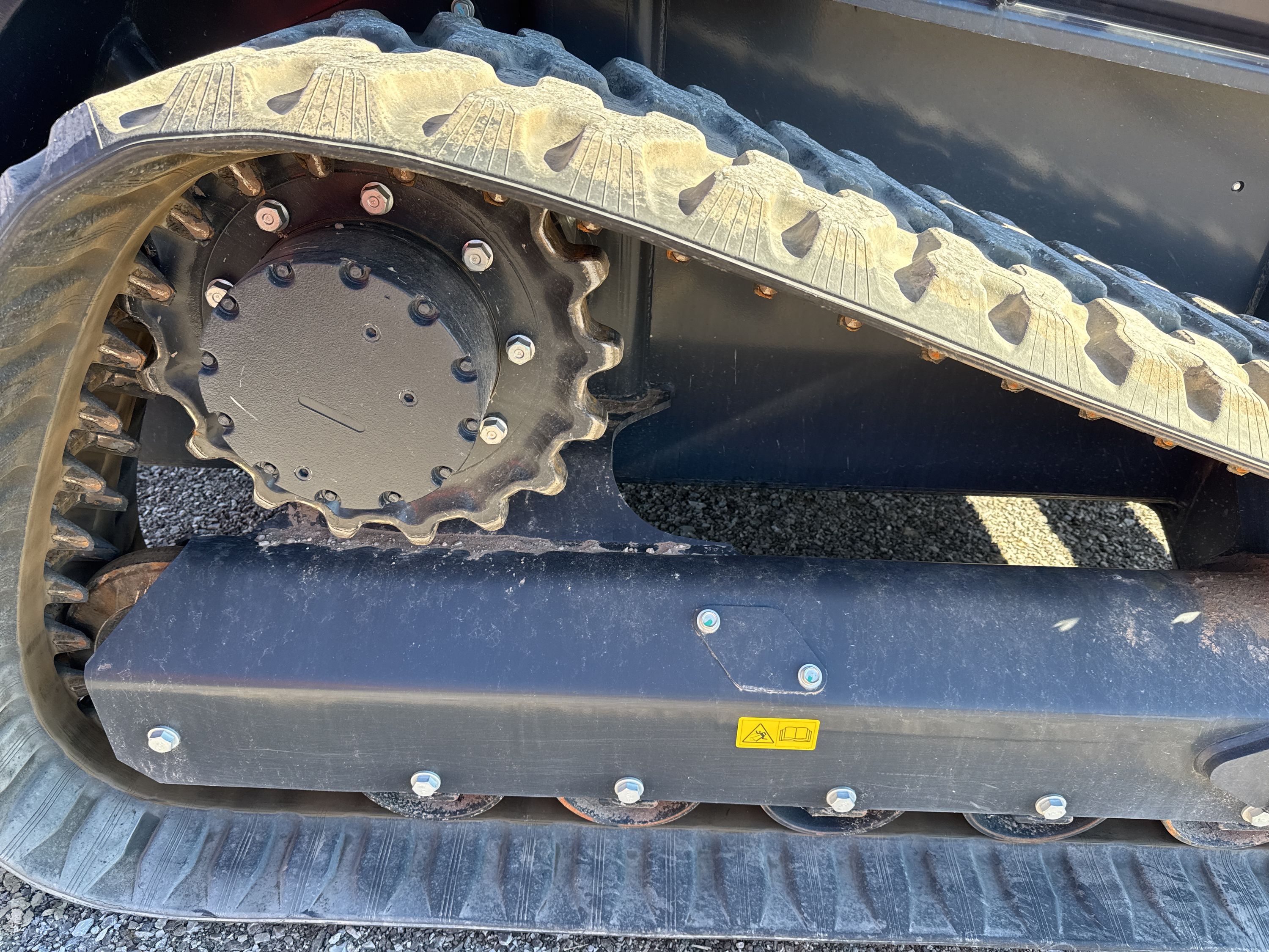 2024 KUBOTA SVL97-2HFC Photo 12 Thumbnail