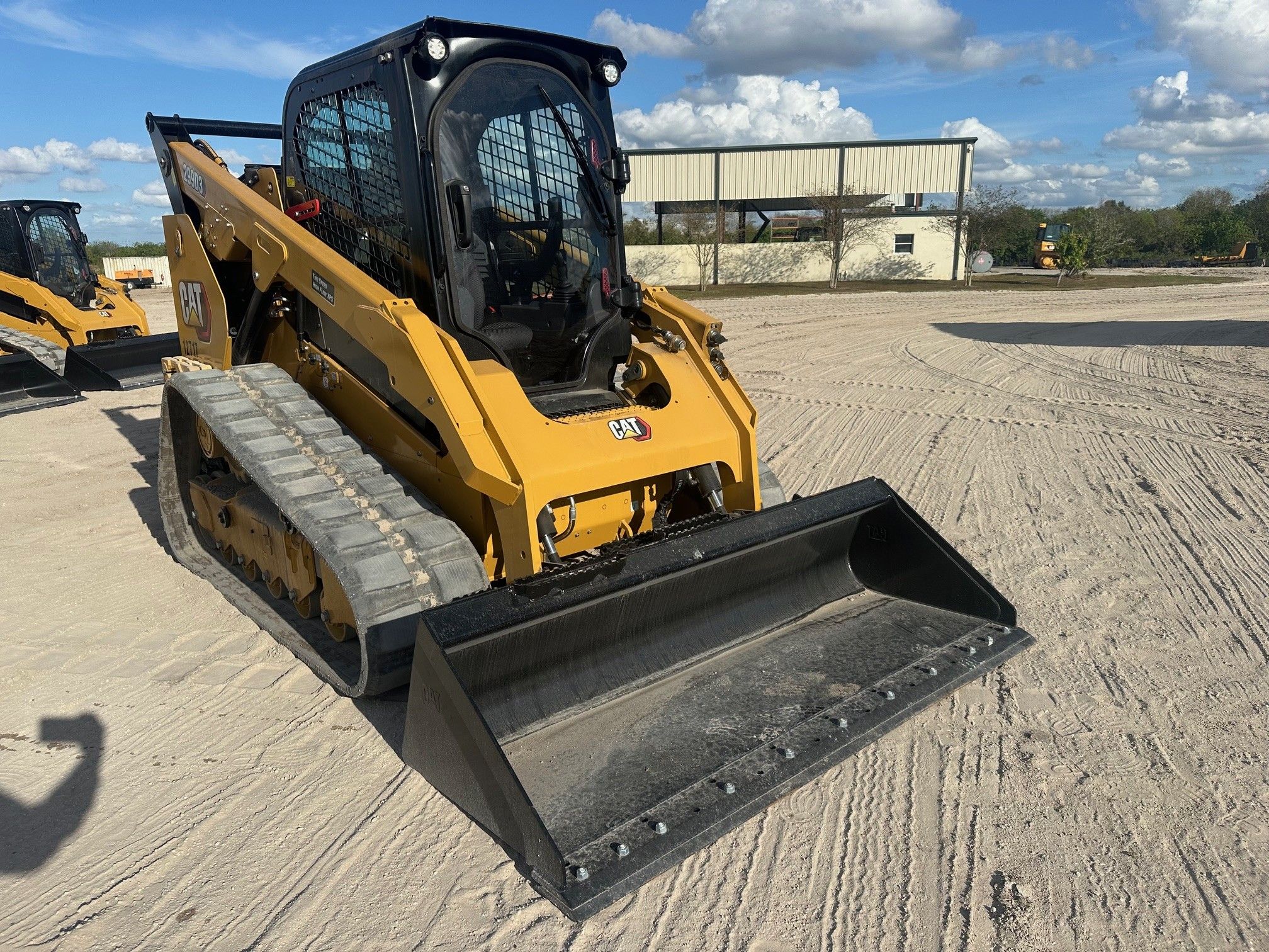 2024 CAT 299D3 Photo 6 Thumbnail