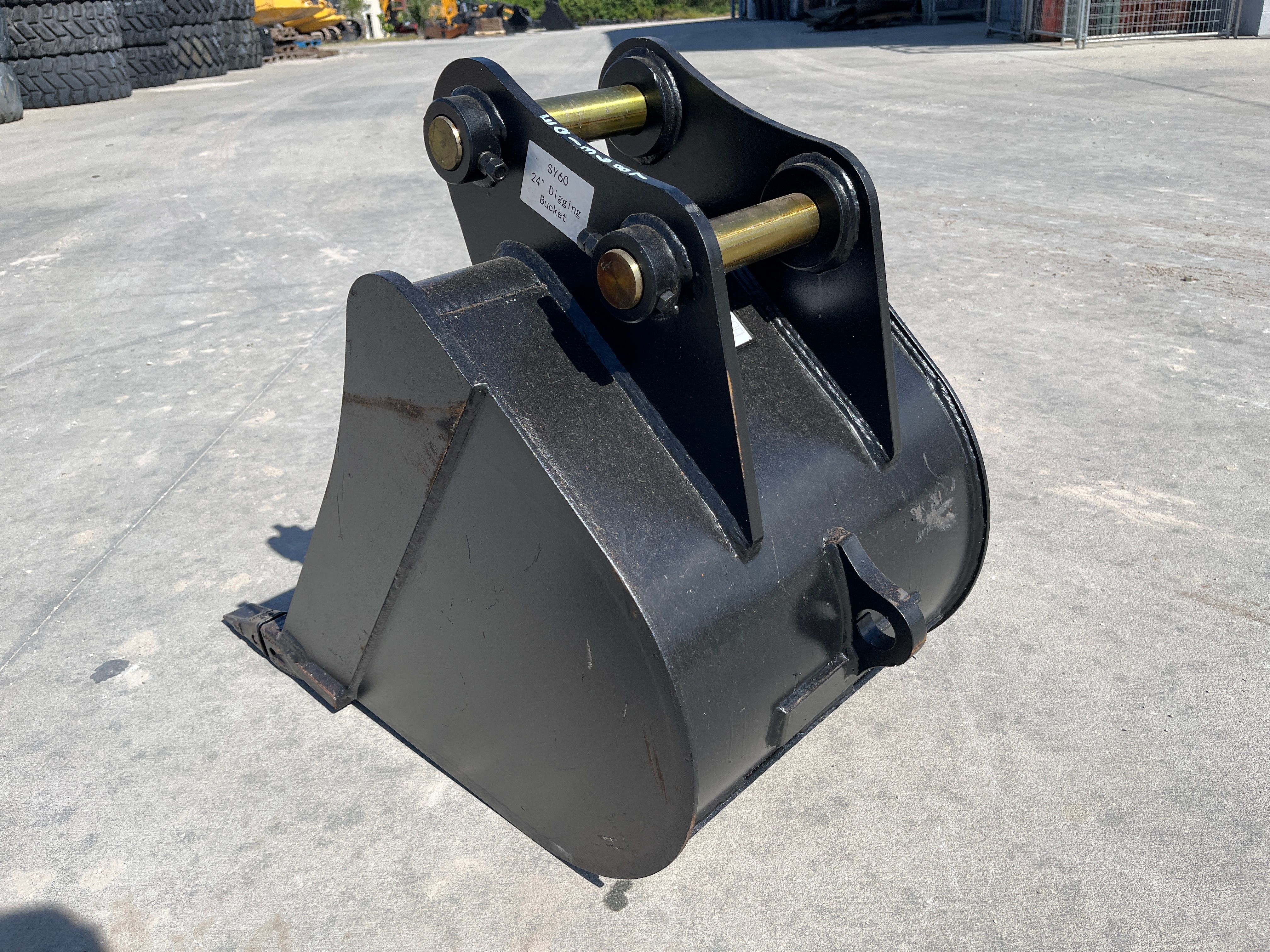 24" BUCKET FOR SY60C Photo 2 Thumbnail