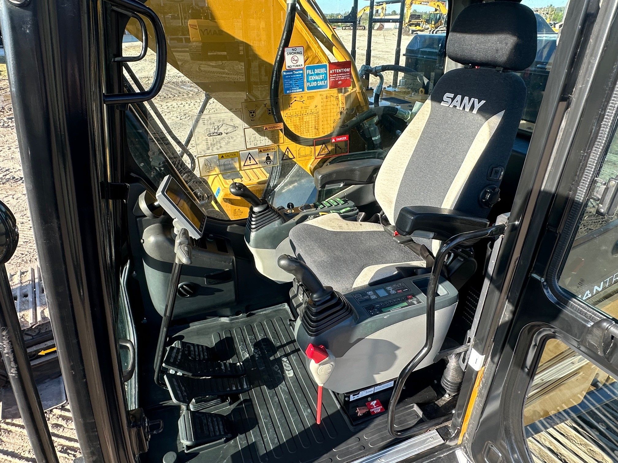 2023 SANY SY225C Photo 7 Thumbnail