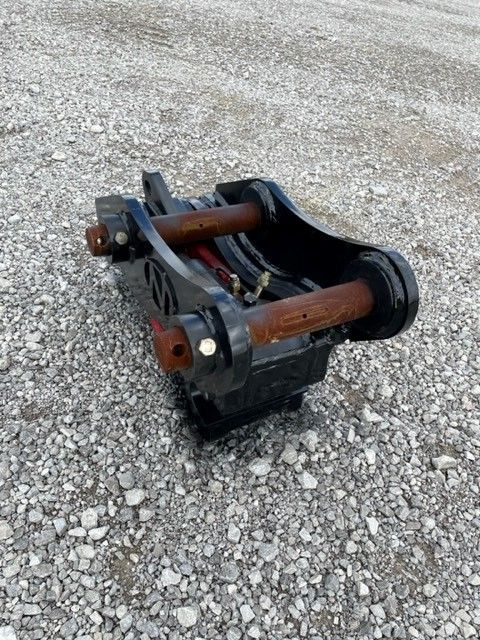 HYDRAULIC QUICK COUPLER FOR SY80U Photo 4 Thumbnail