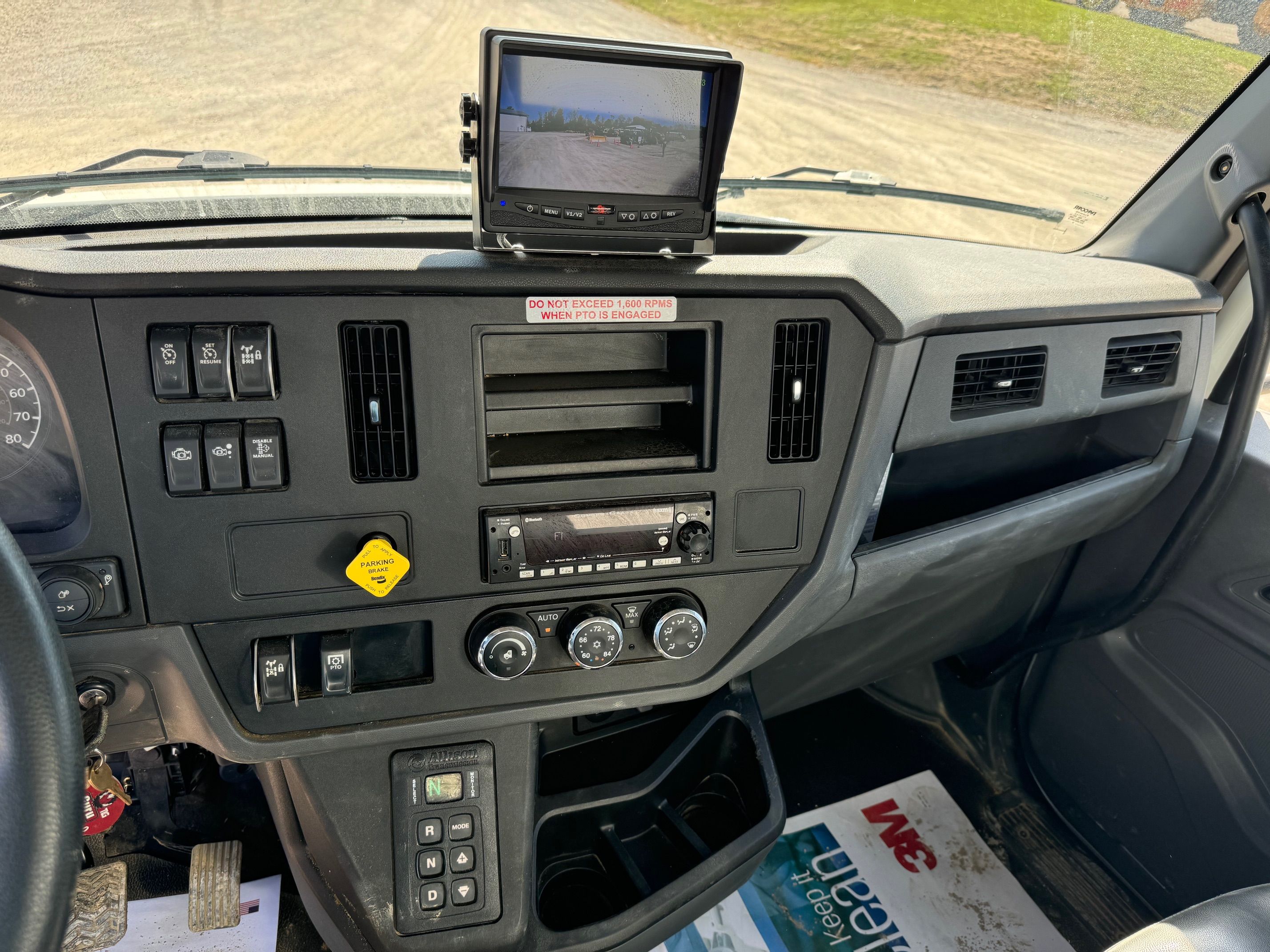 2024 PETERBILT 548 WATER Photo 7 Thumbnail