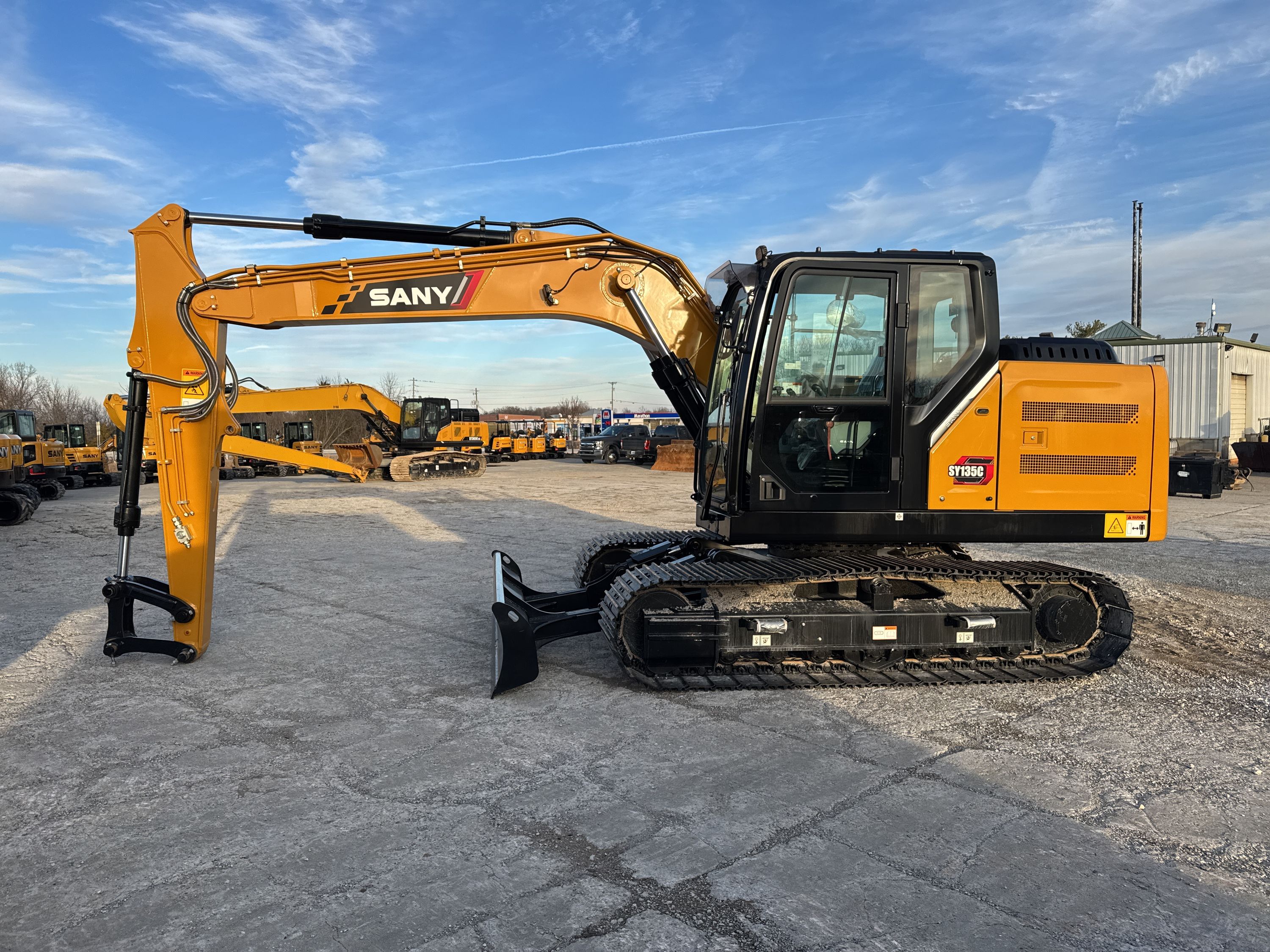 2025 SANY SY135C Photo 2 Thumbnail