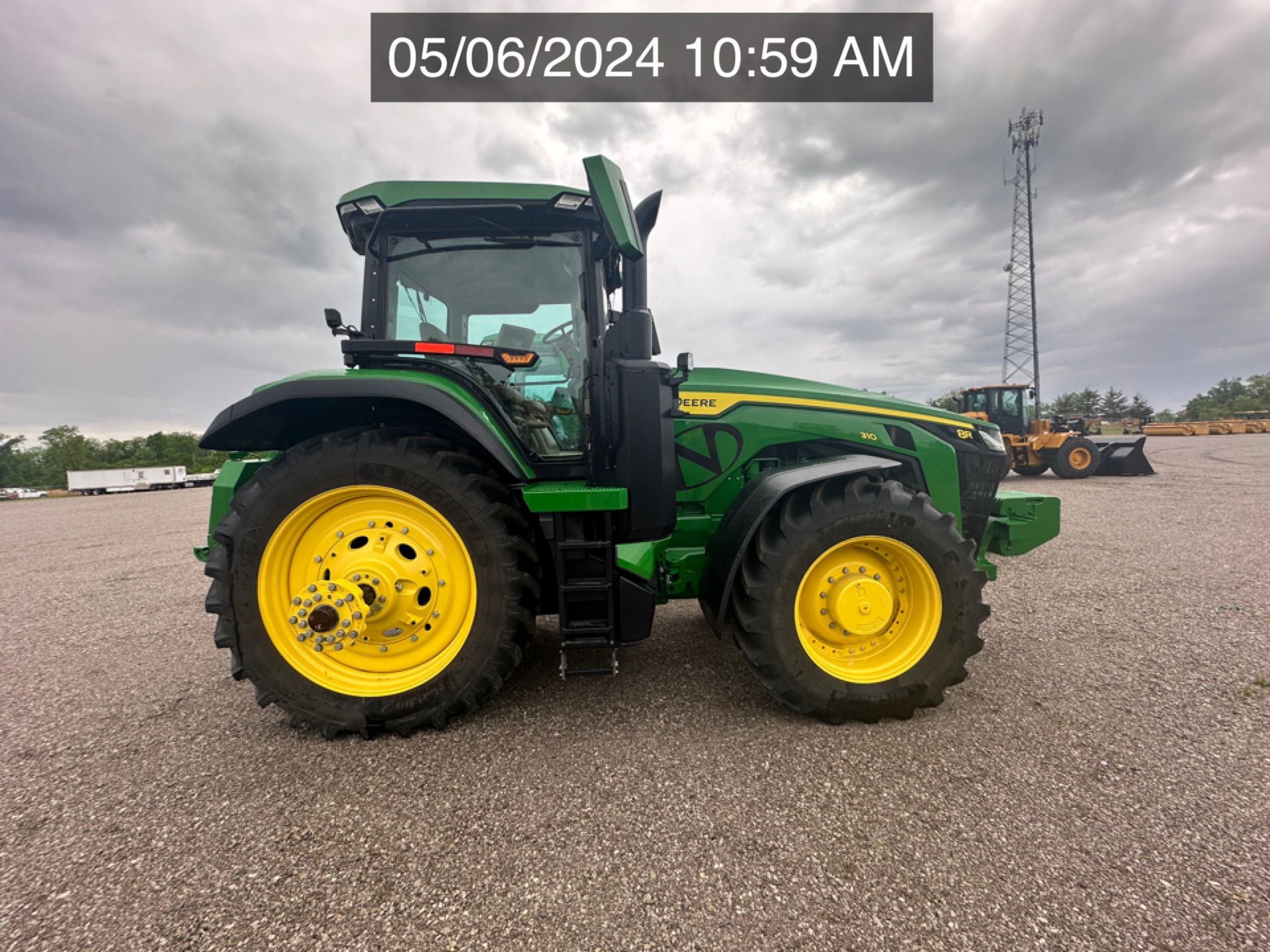 2023 JOHN DEERE 8R 310 Photo 7 Thumbnail