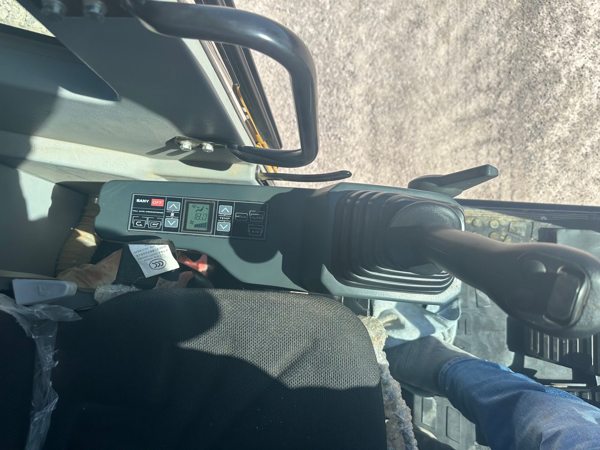 2023 SANY SY155U Photo 12 Thumbnail