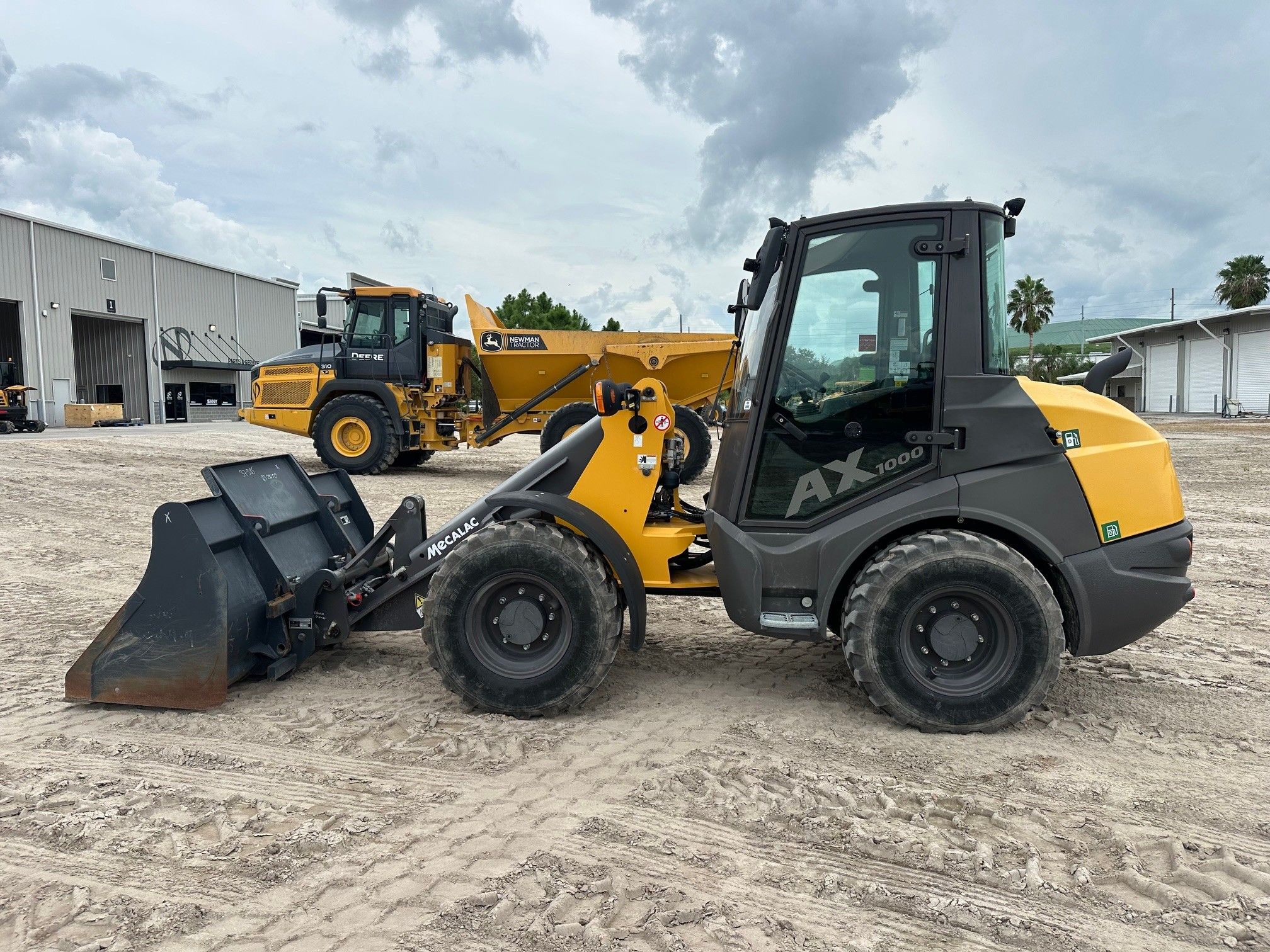 2024 MECALAC AX1000 Photo 2 Thumbnail