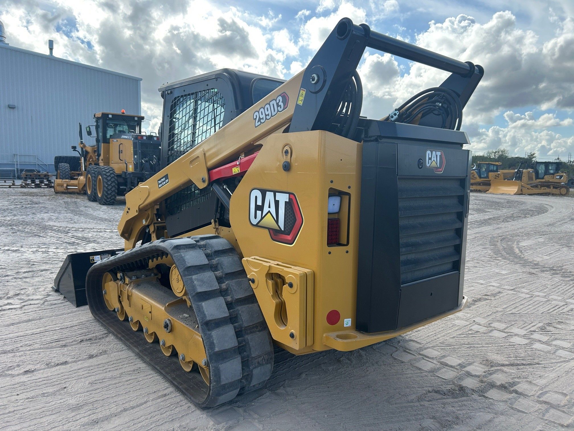 2024 CAT 299D3 Photo 3 Thumbnail