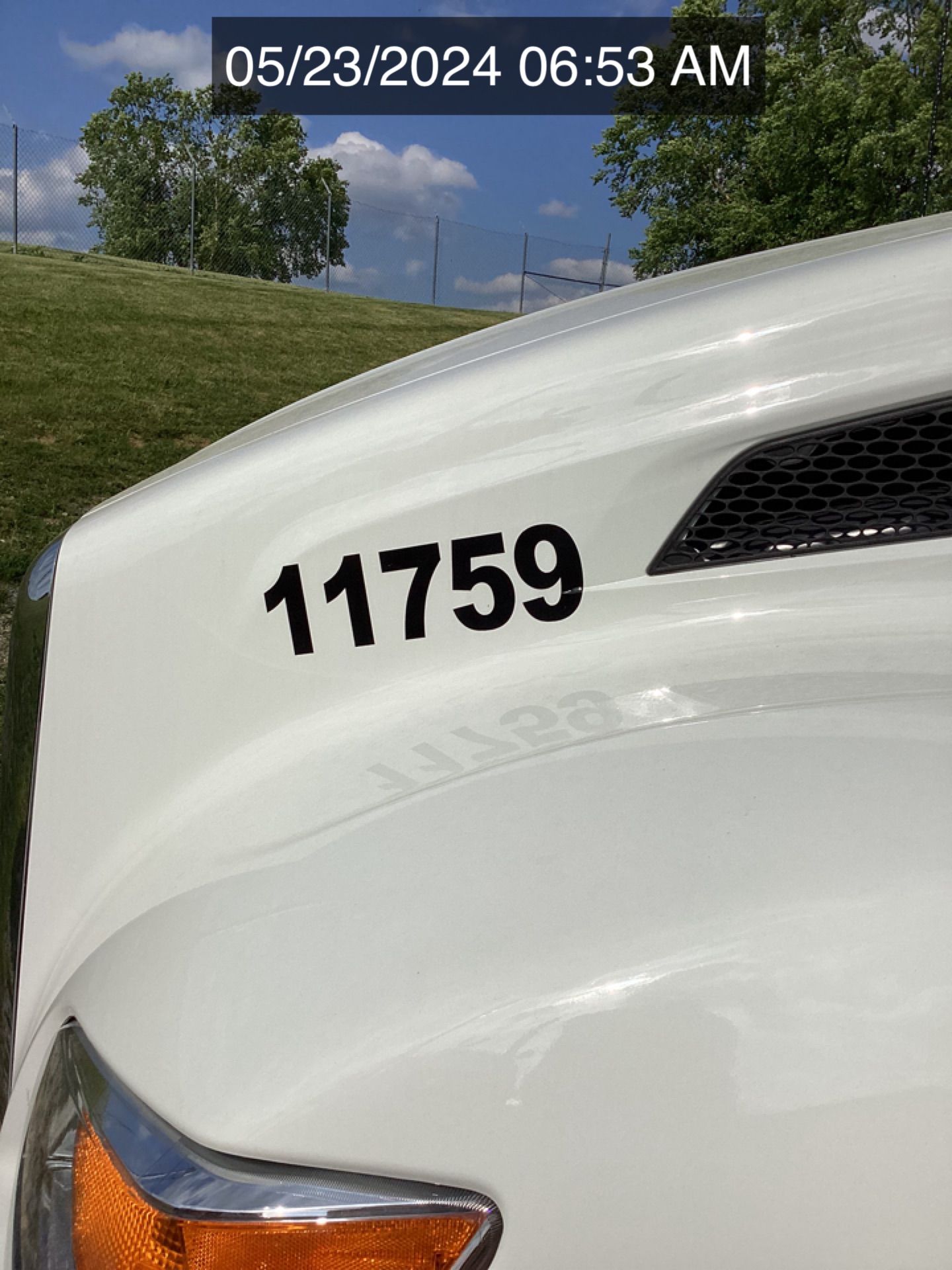 2025 PETERBILT 548 WATER Photo 3 Thumbnail