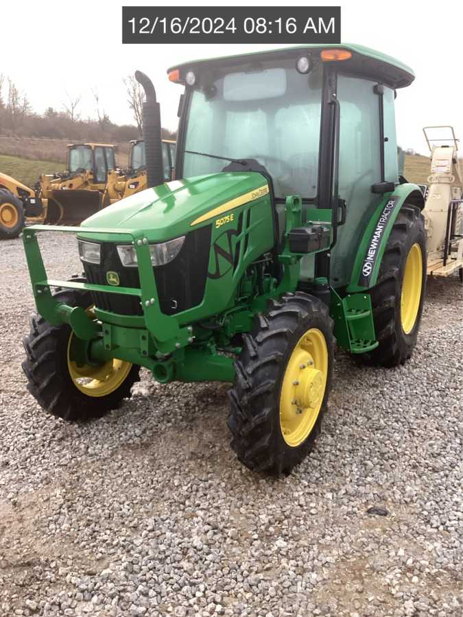 2022 JOHN DEERE 5075E Photo 1