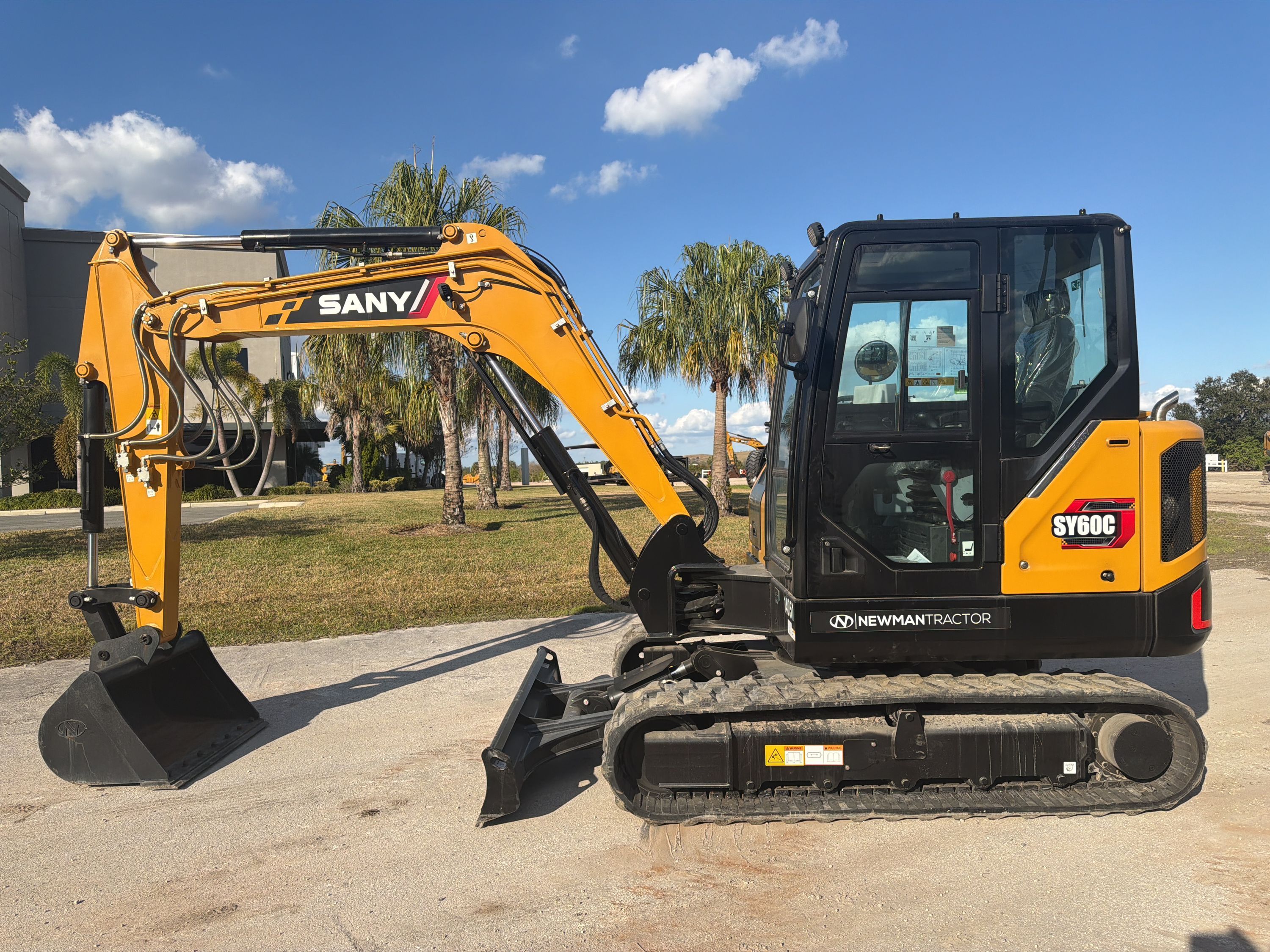 Equipment Photo - EQ14051 Thumbnail