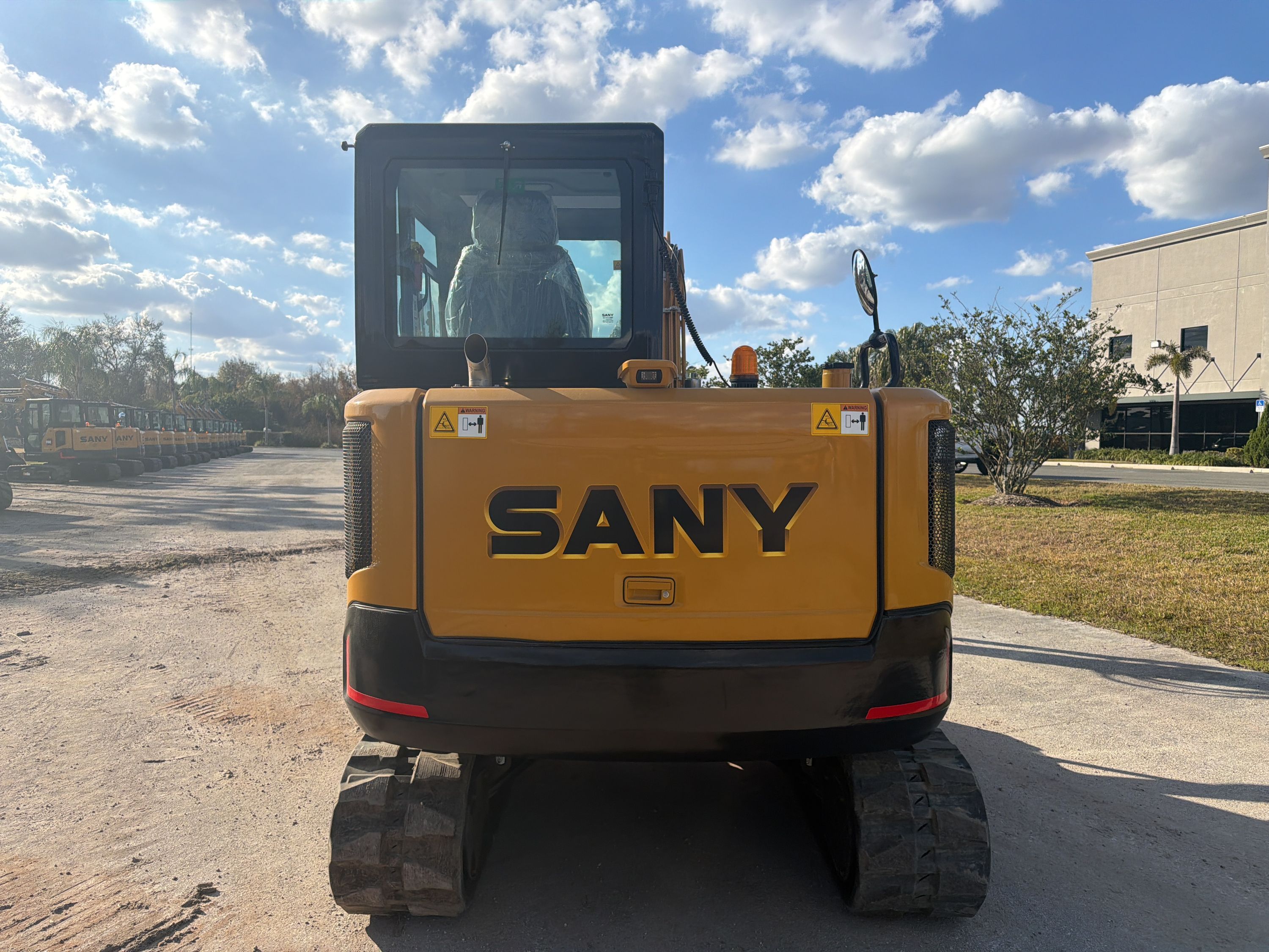 Equipment Photo - EQ14051 Thumbnail