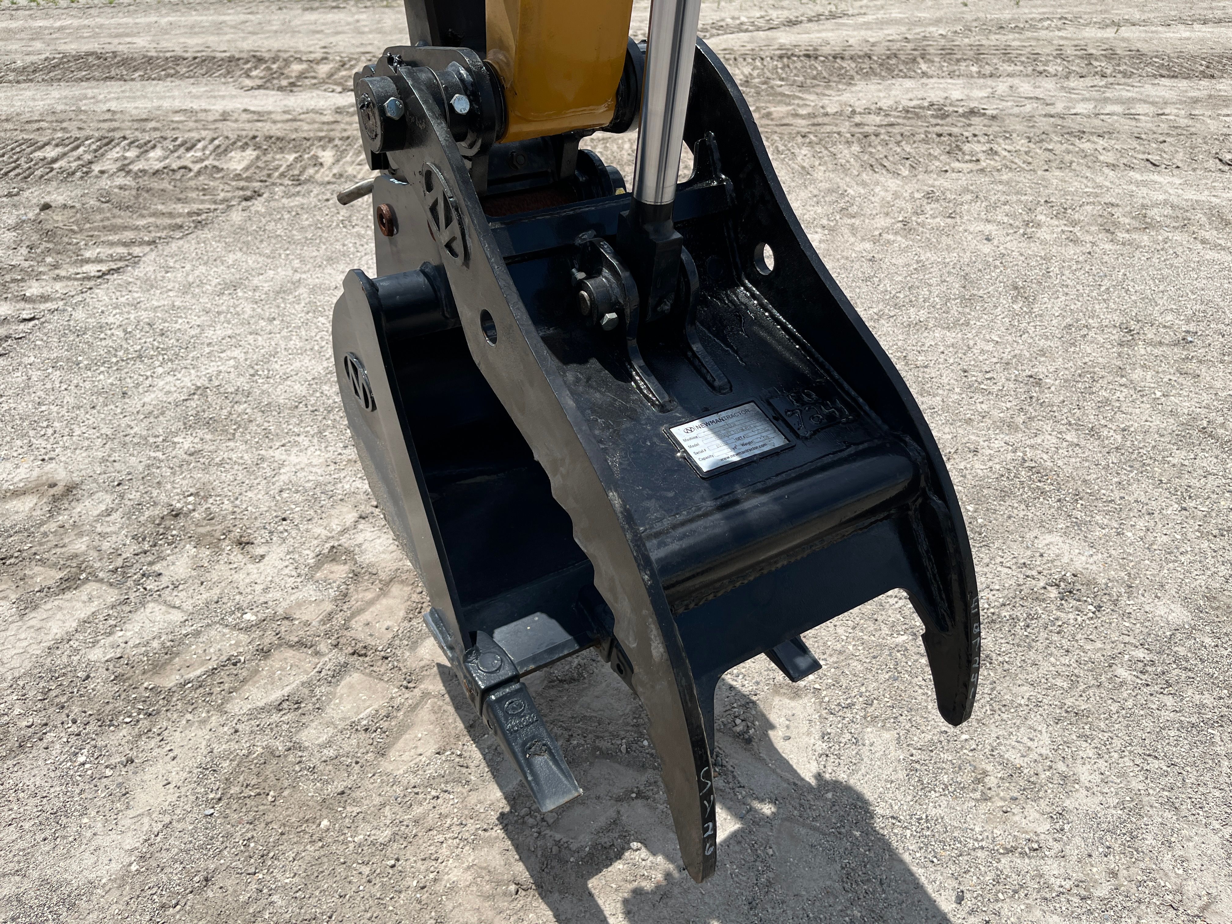 THL THUMB LONG (QUICK COUPLER) FOR SY26U Photo 3 Thumbnail