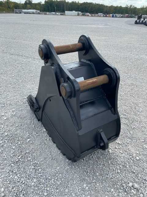 24" BUCKET FOR SY215C Photo 1