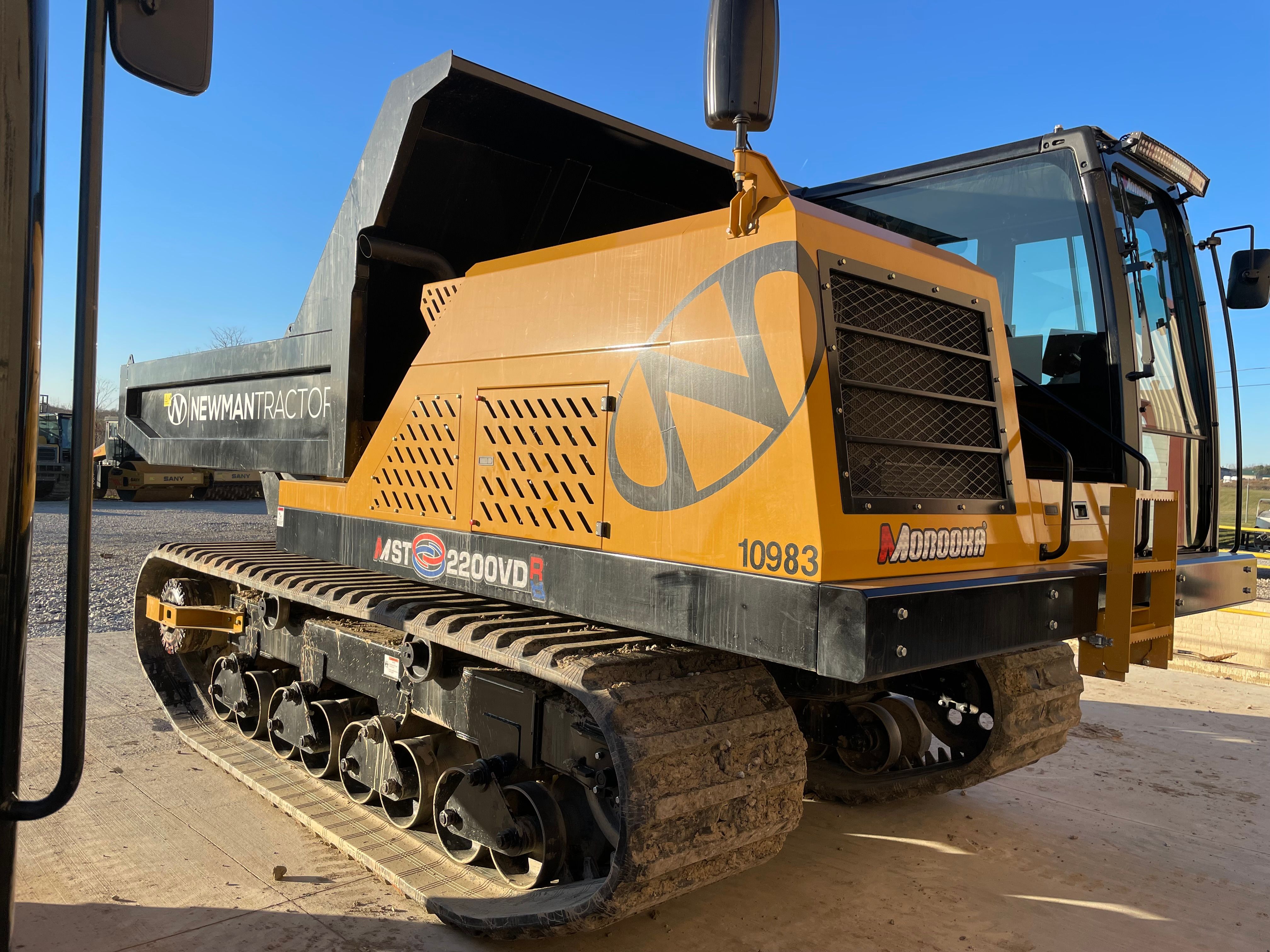 2023 MOROOKA MST 2200VDR Photo 3 Thumbnail