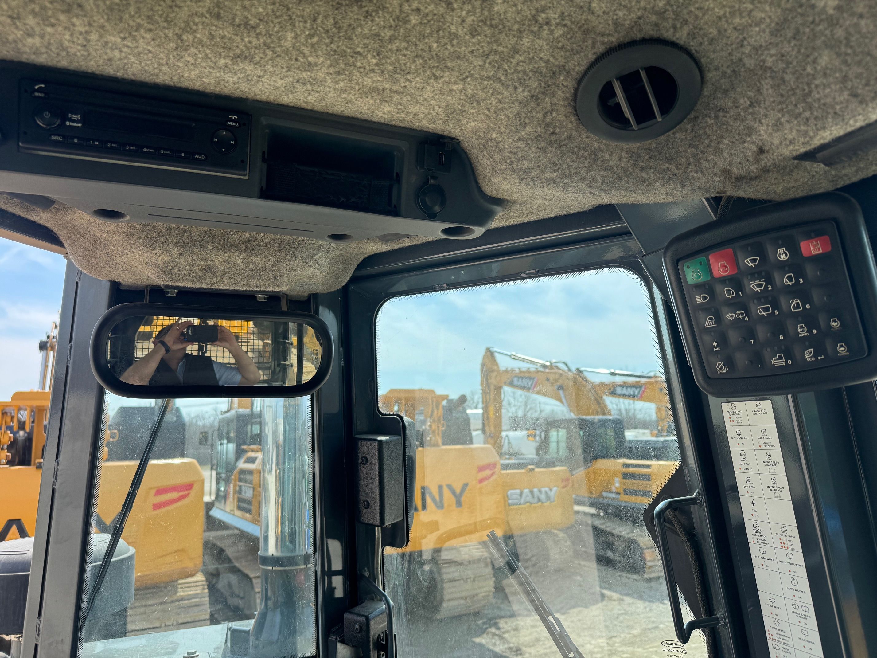 2017 JOHN DEERE 850K WLT Photo 9 Thumbnail