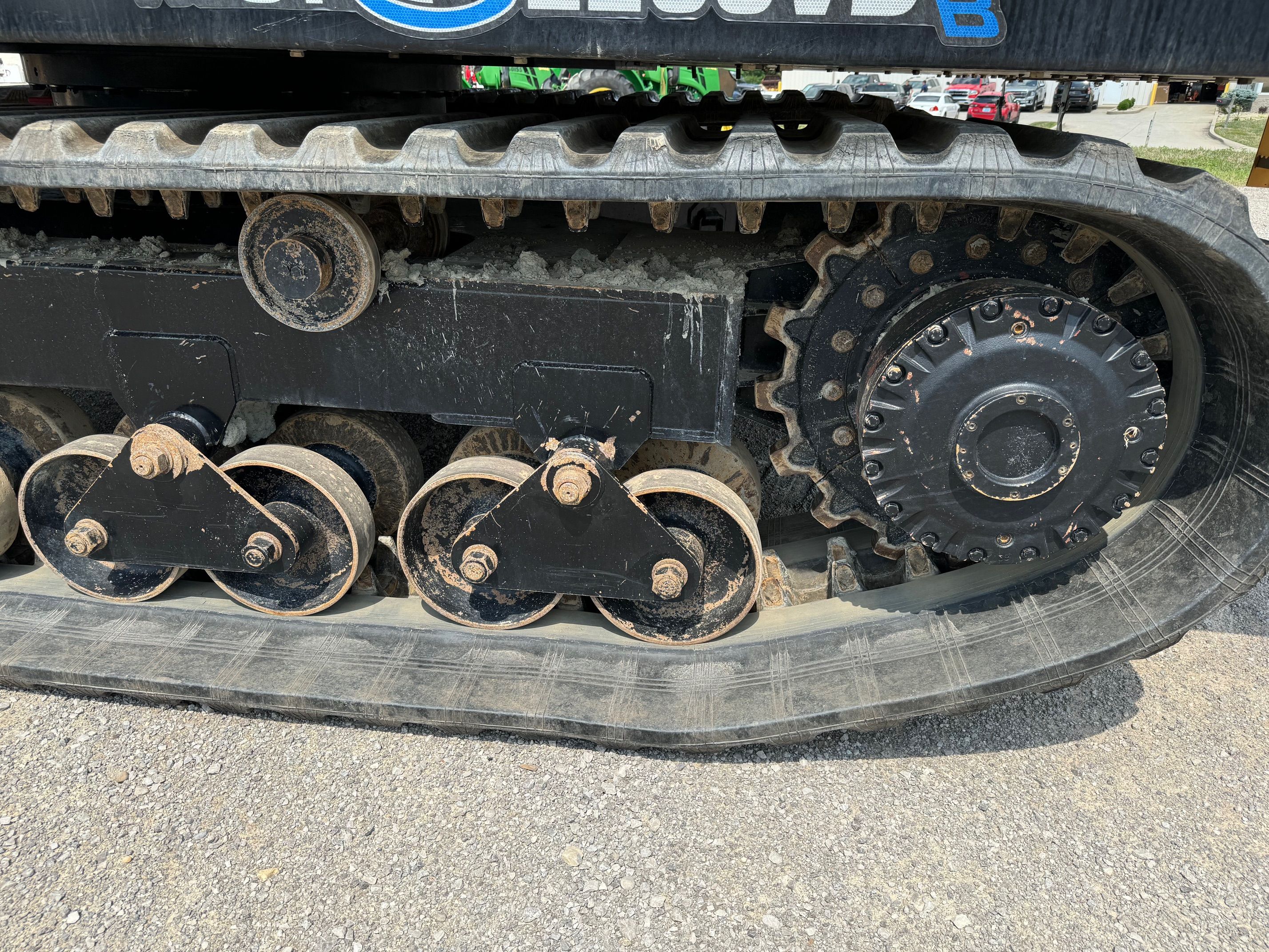 2023 MOROOKA MST 2200VDR Photo 5 Thumbnail