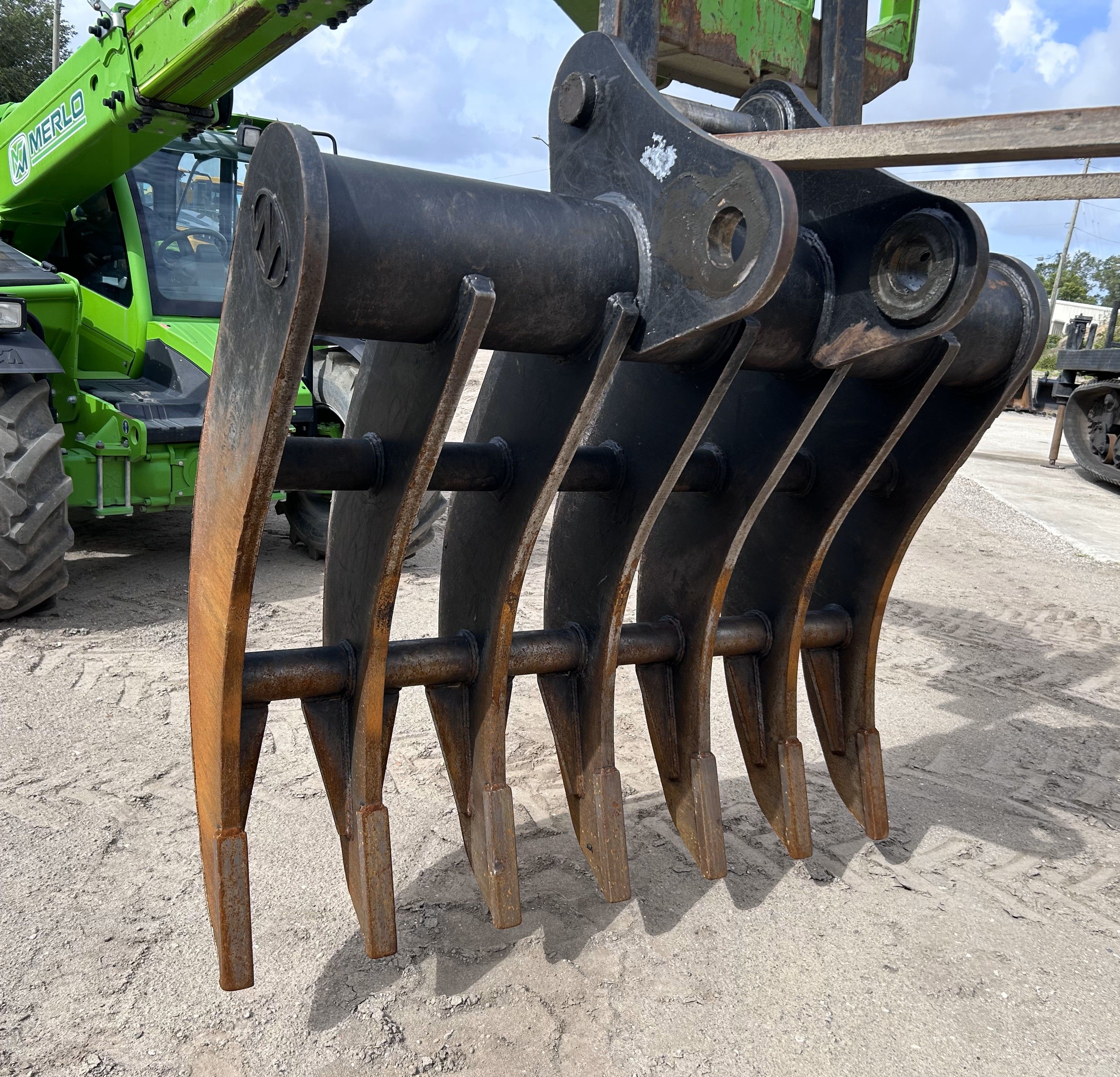 66" ROOT RAKE FOR SY265C Photo 2 Thumbnail
