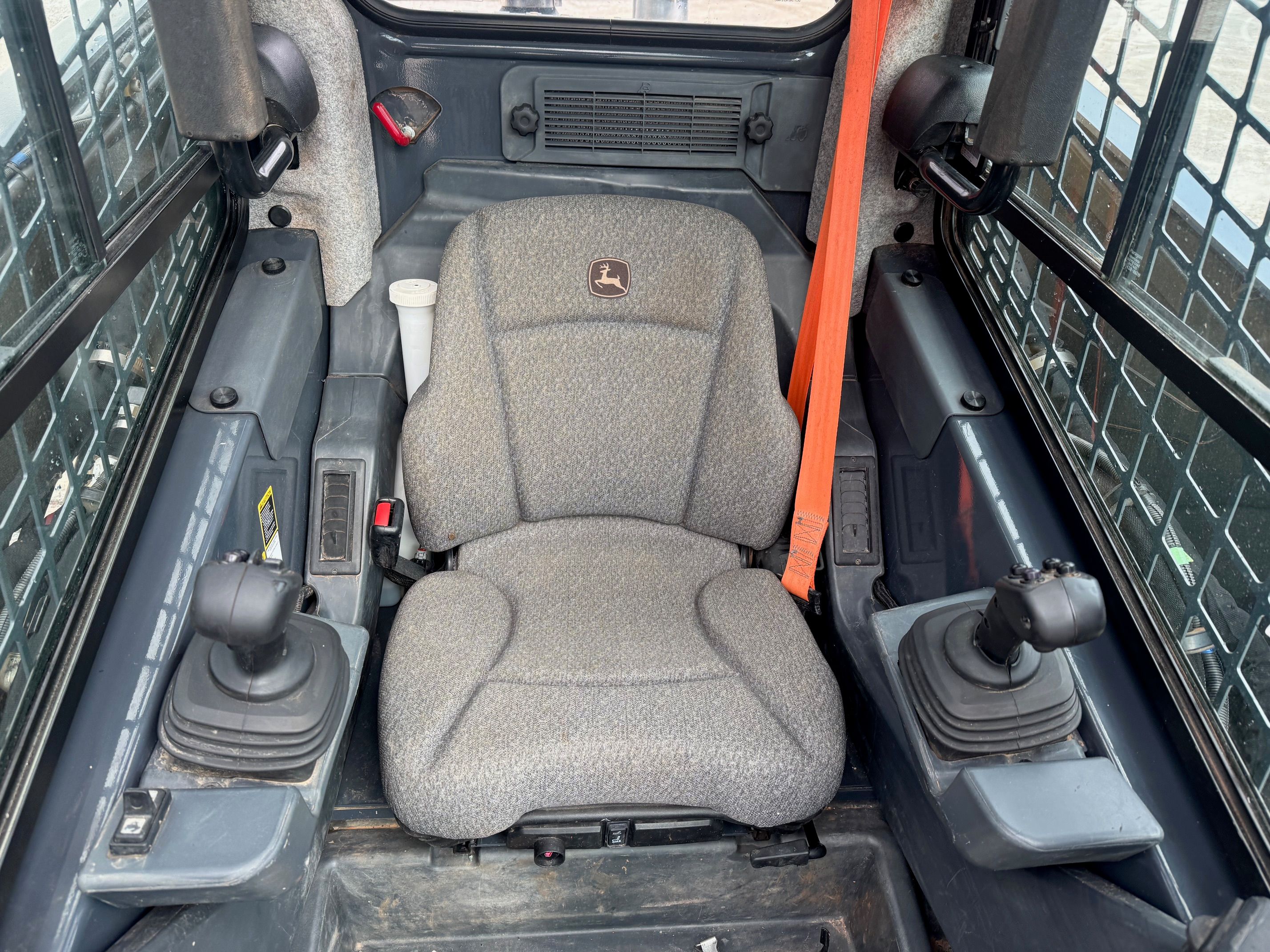 2023 JOHN DEERE 333G Photo 7 Thumbnail