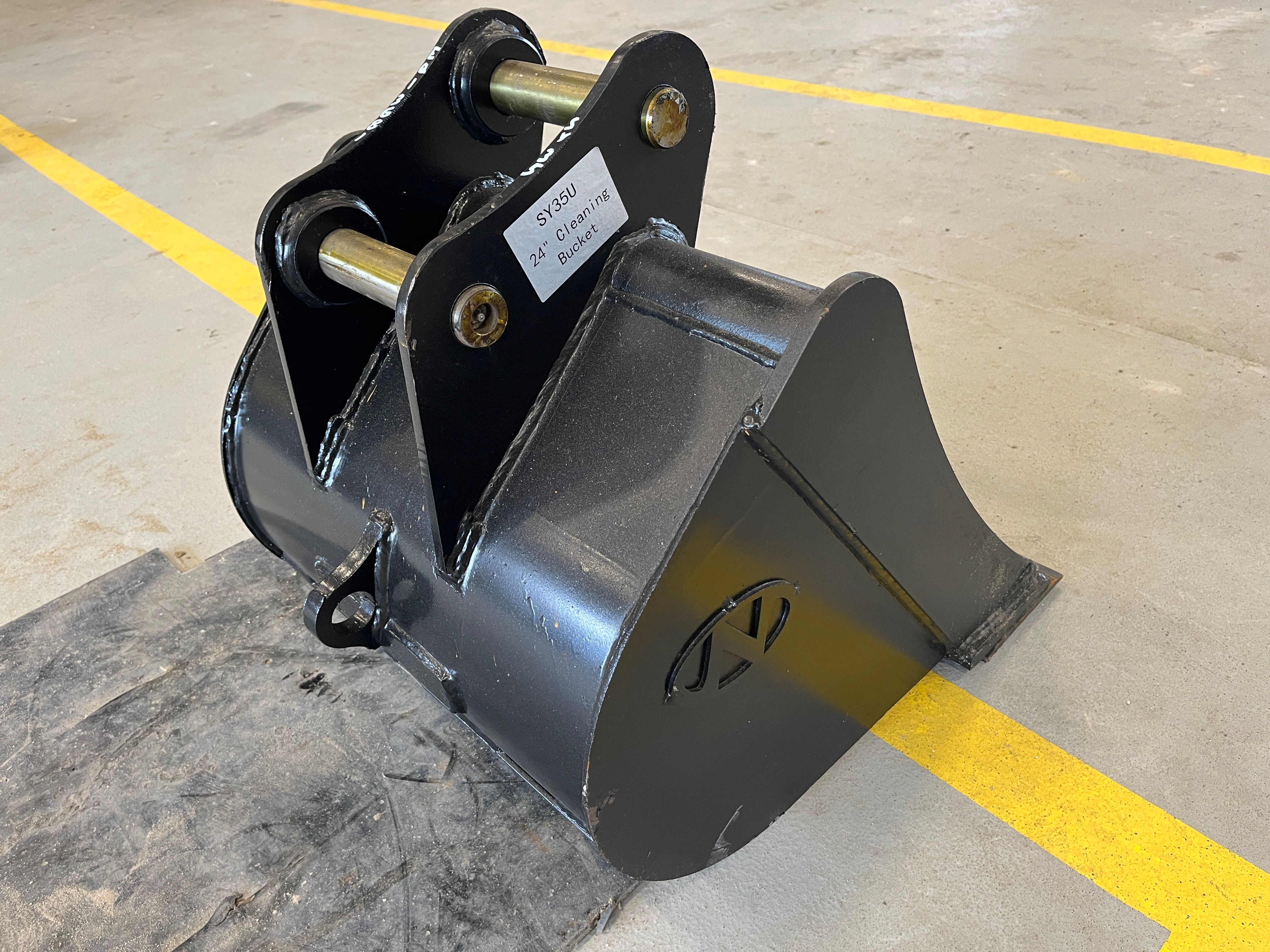 24" DC BUCKET FOR SY35U Photo 3 Thumbnail