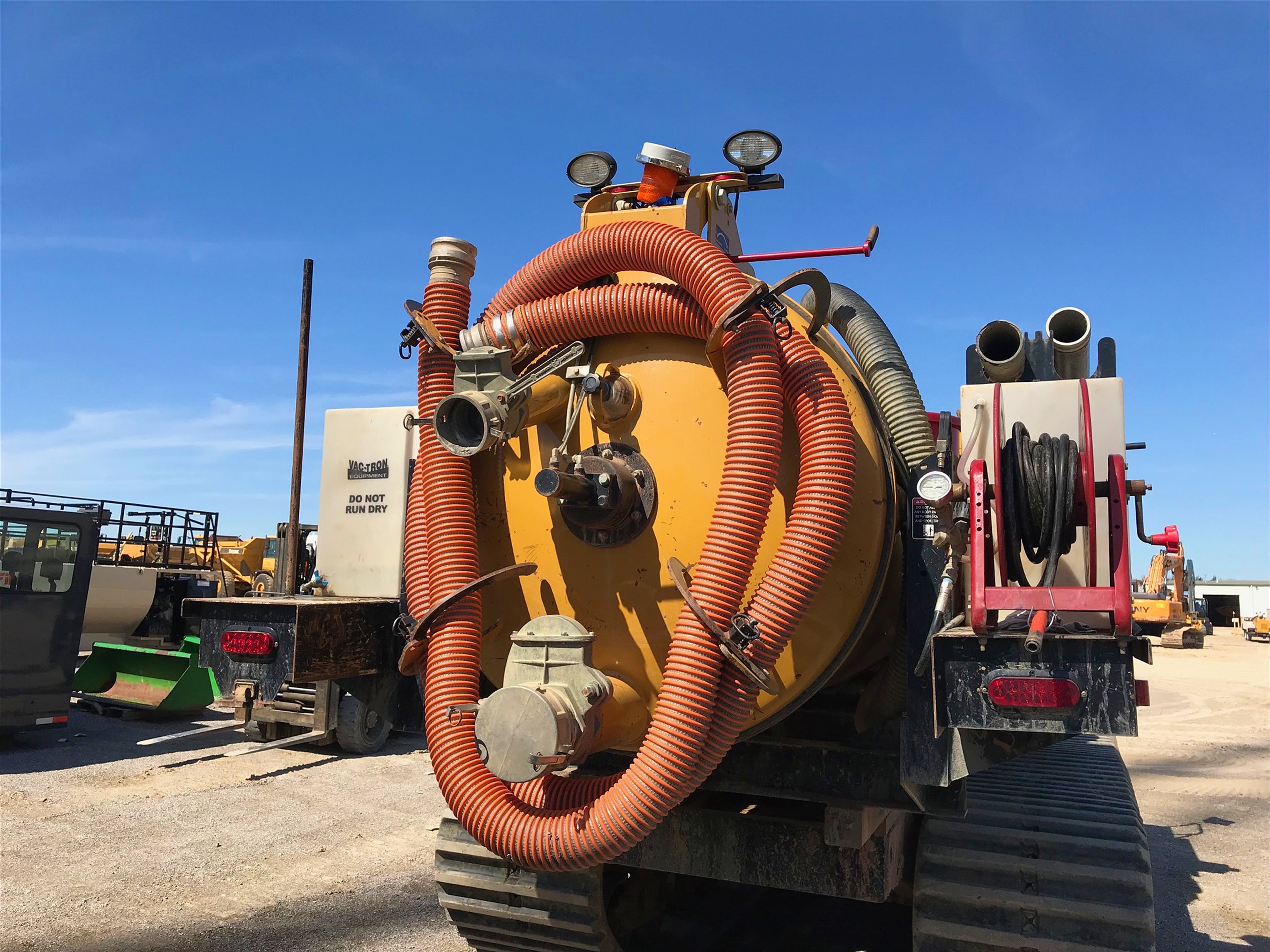 2014 VACTRON LP533DT VAC UNIT Photo 4 Thumbnail