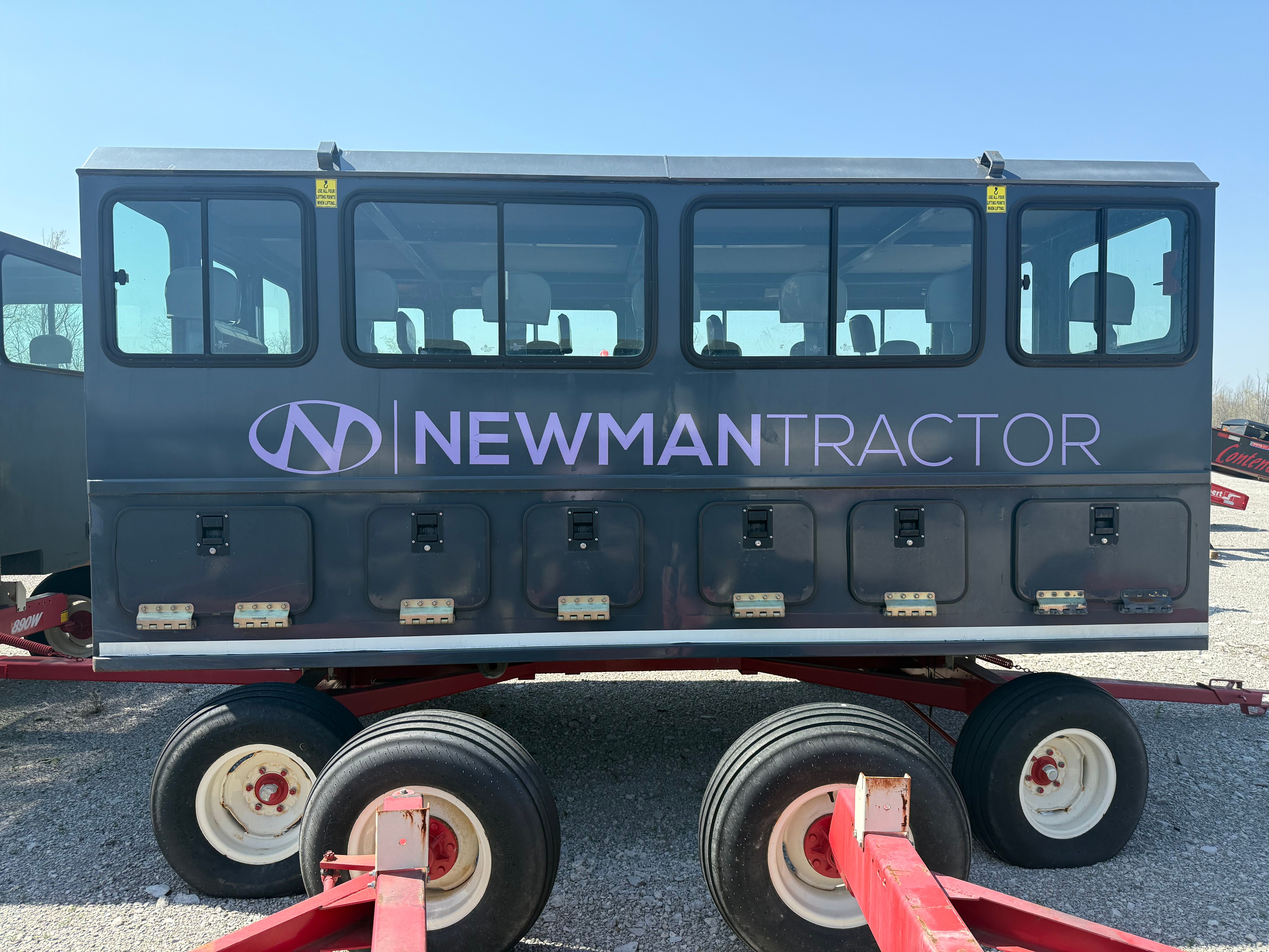 2018 18-MAN ENCLOSED PERSONNEL CARRIER, MST 1500VD Photo 4 Thumbnail